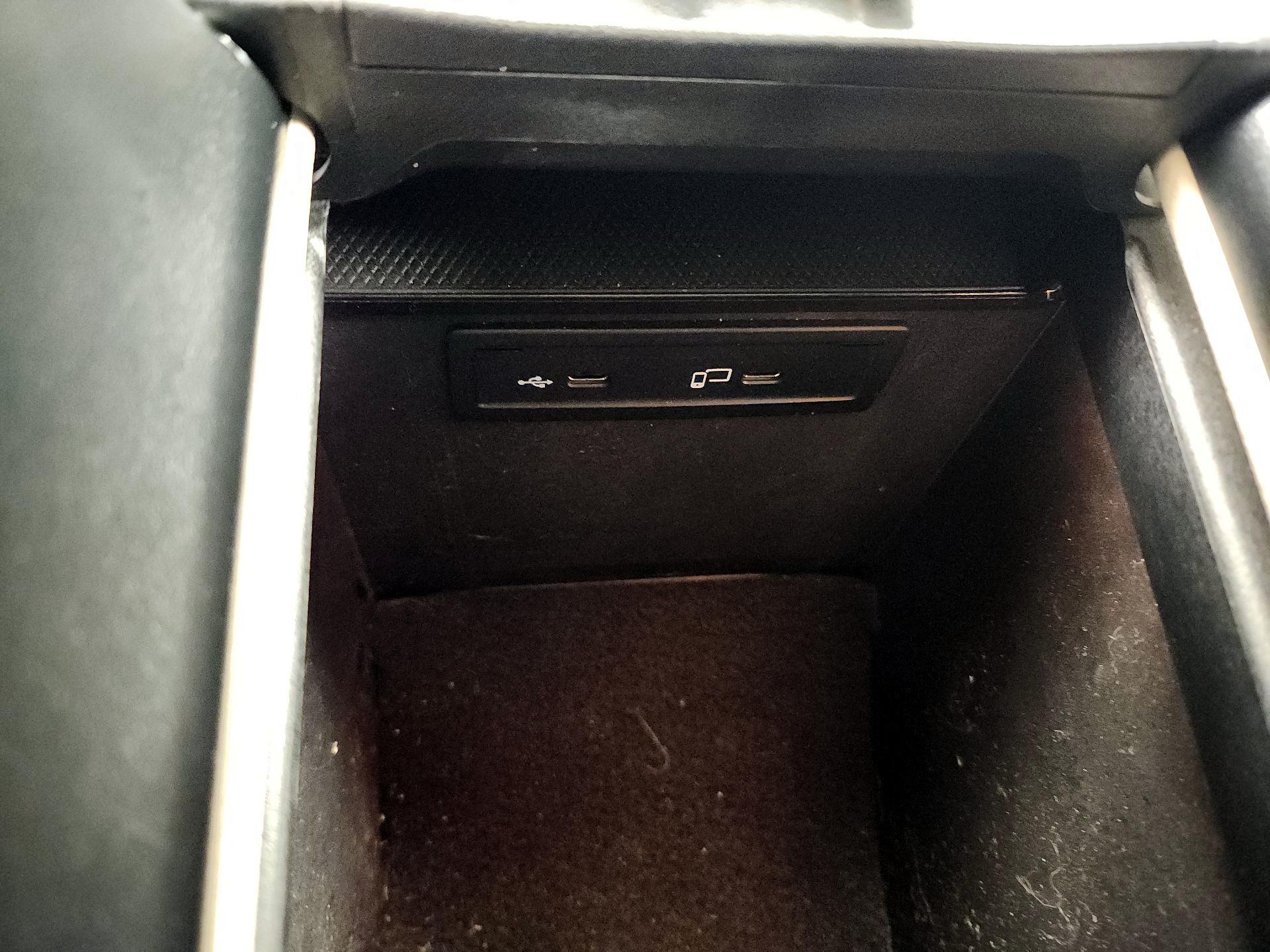 Thumbnail: 2022 Mercedes-Benz GLC - 18