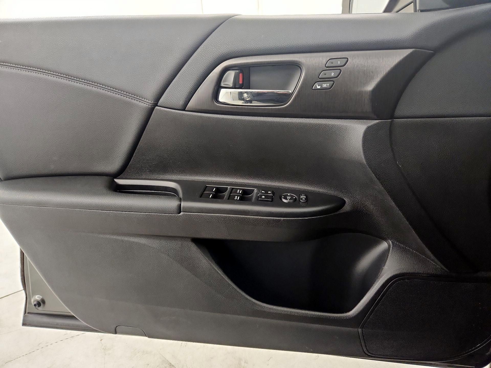 Thumbnail: 2014 Honda Accord - 12