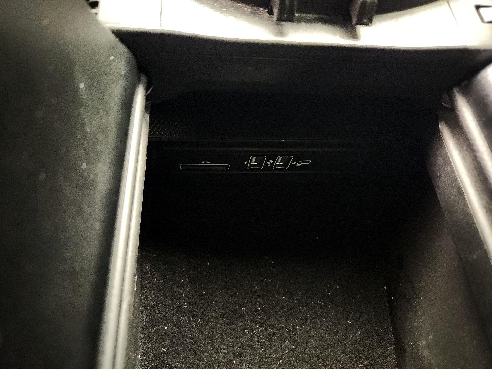 Thumbnail: 2020 Mercedes-Benz C-Class - 19