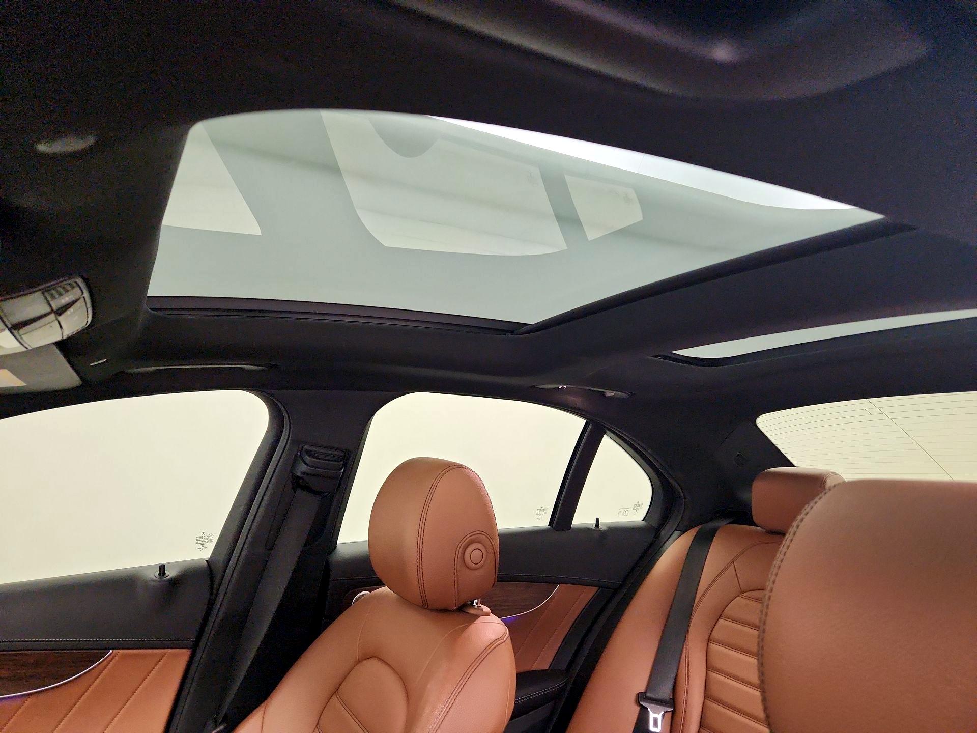 Thumbnail: 2020 Mercedes-Benz C-Class - 20