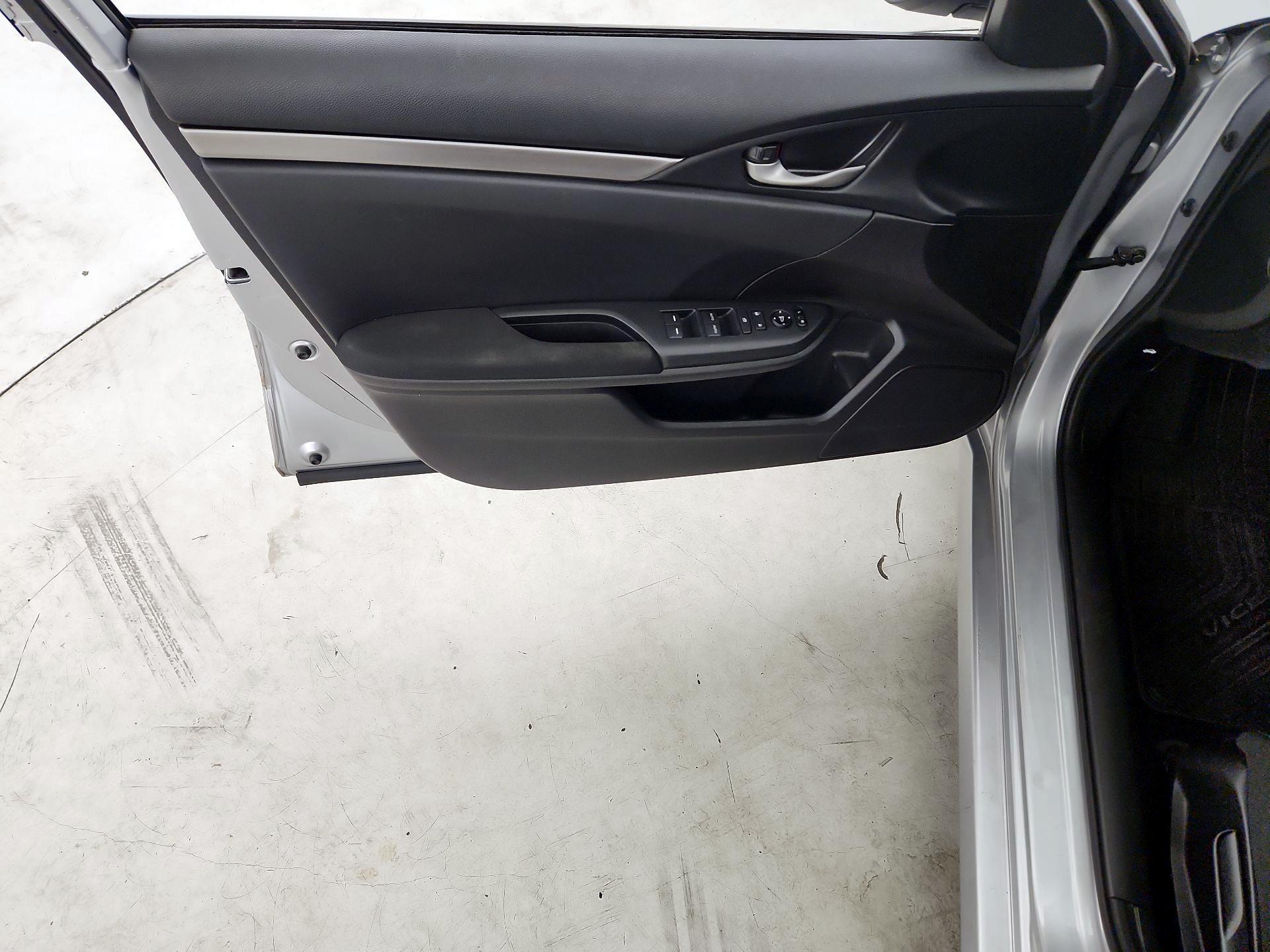 Thumbnail: 2020 Honda Civic - 12