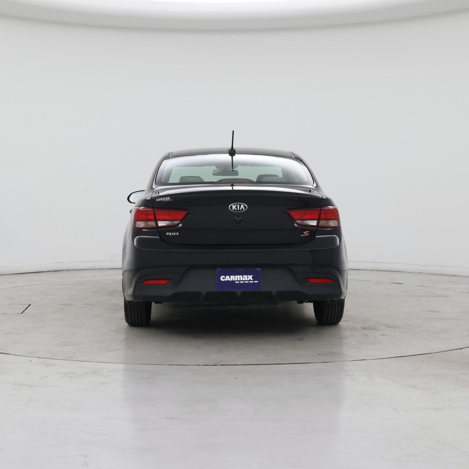 Thumbnail: 2020 Kia Rio - 6