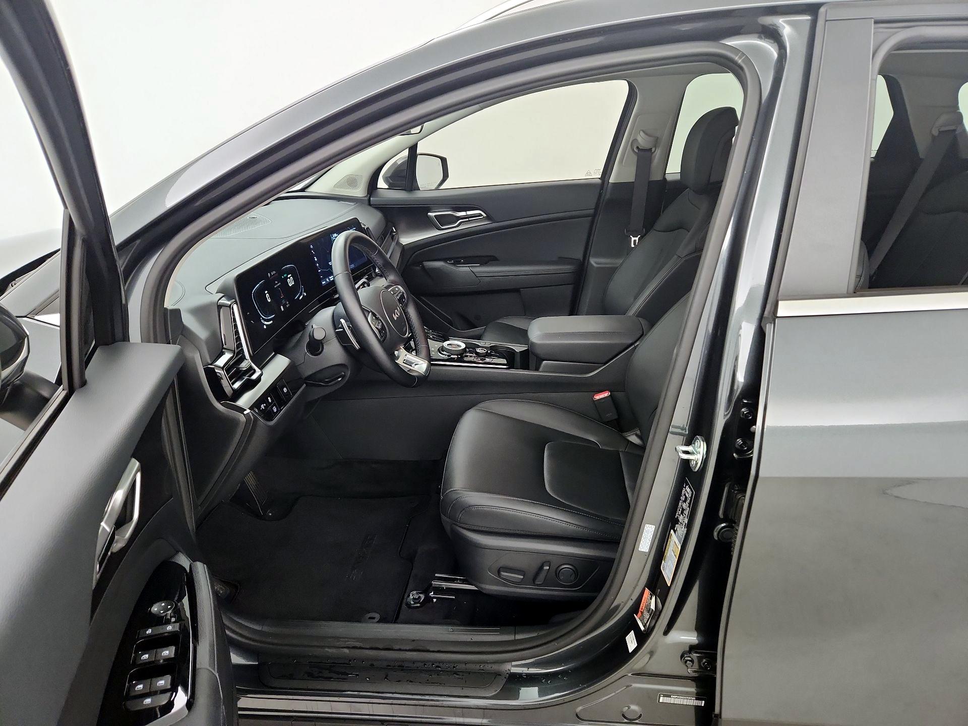 Thumbnail: 2025 Kia Sportage - 11