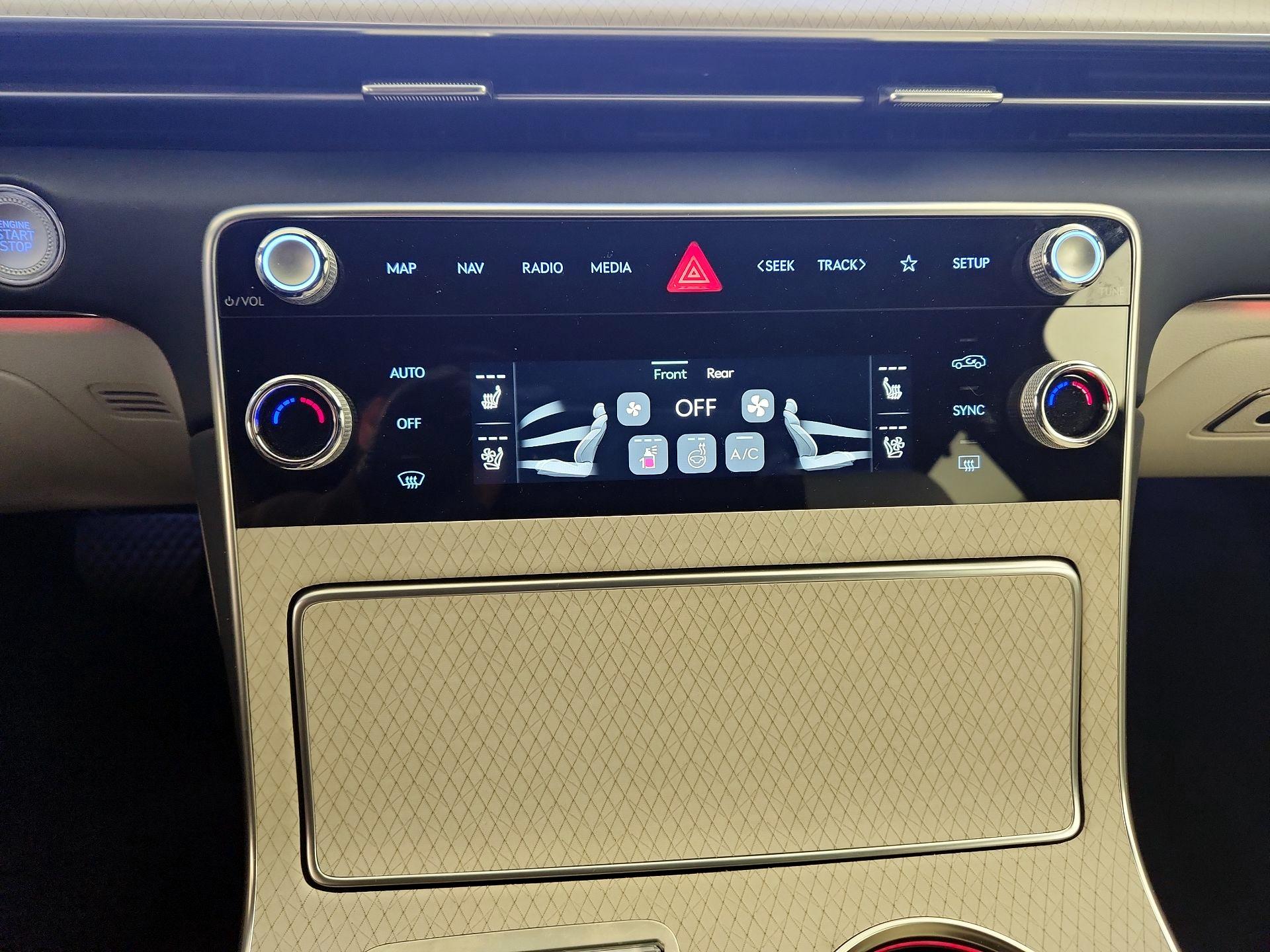 Thumbnail: 2025 Genesis GV80 - 17