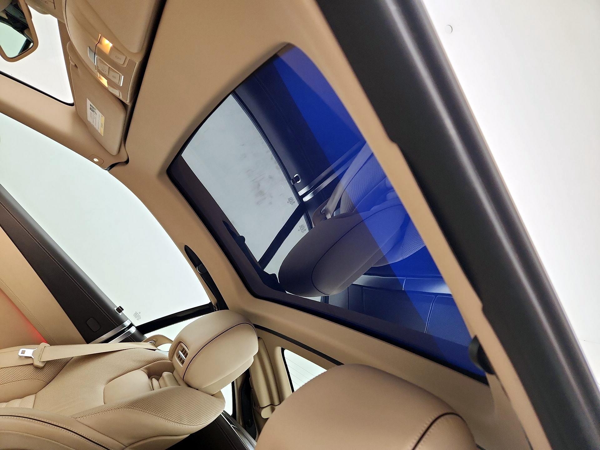 Thumbnail: 2016 Mercedes-Benz SL-Class - 20