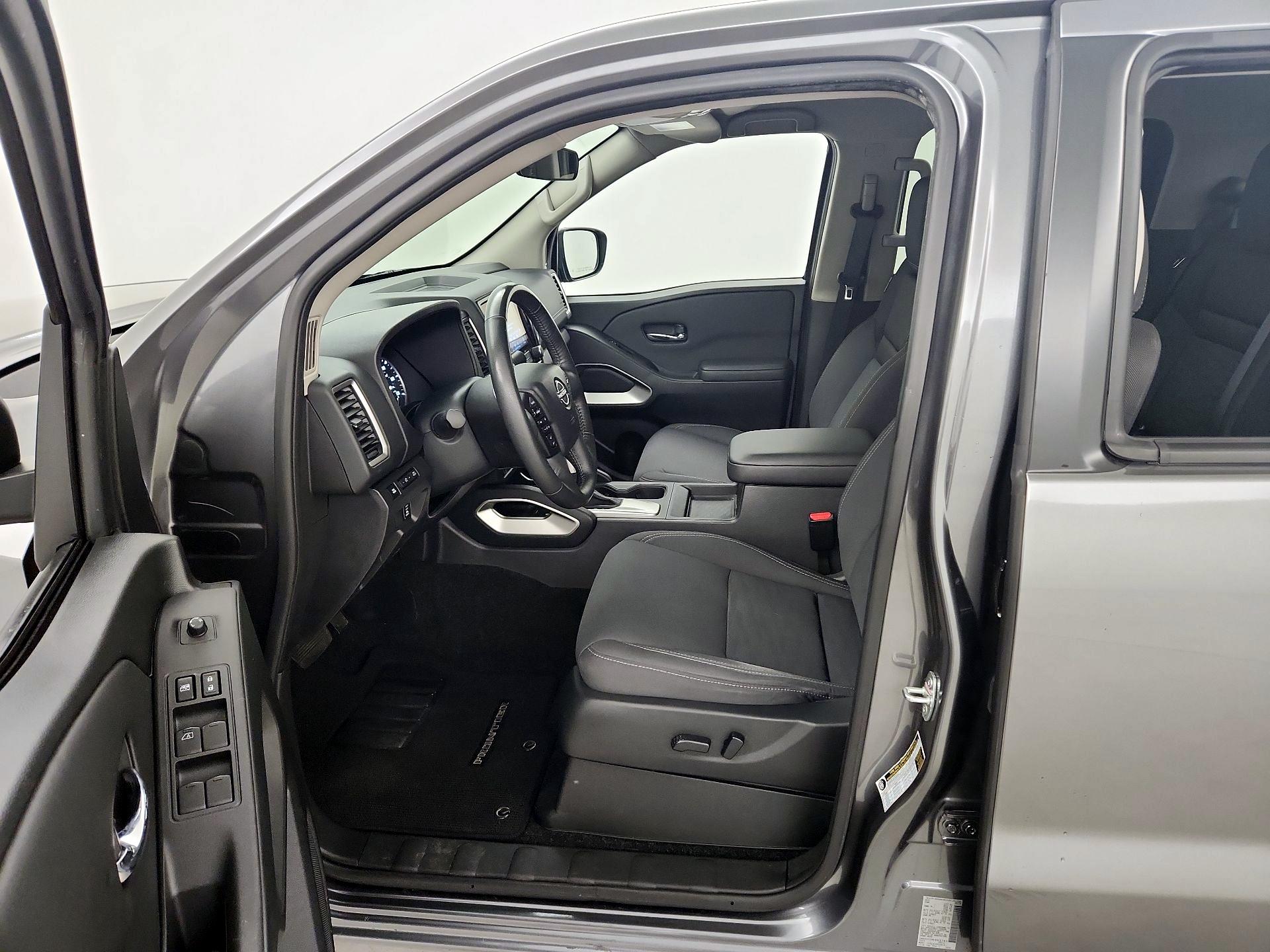 Thumbnail: 2024 Nissan Frontier - 11