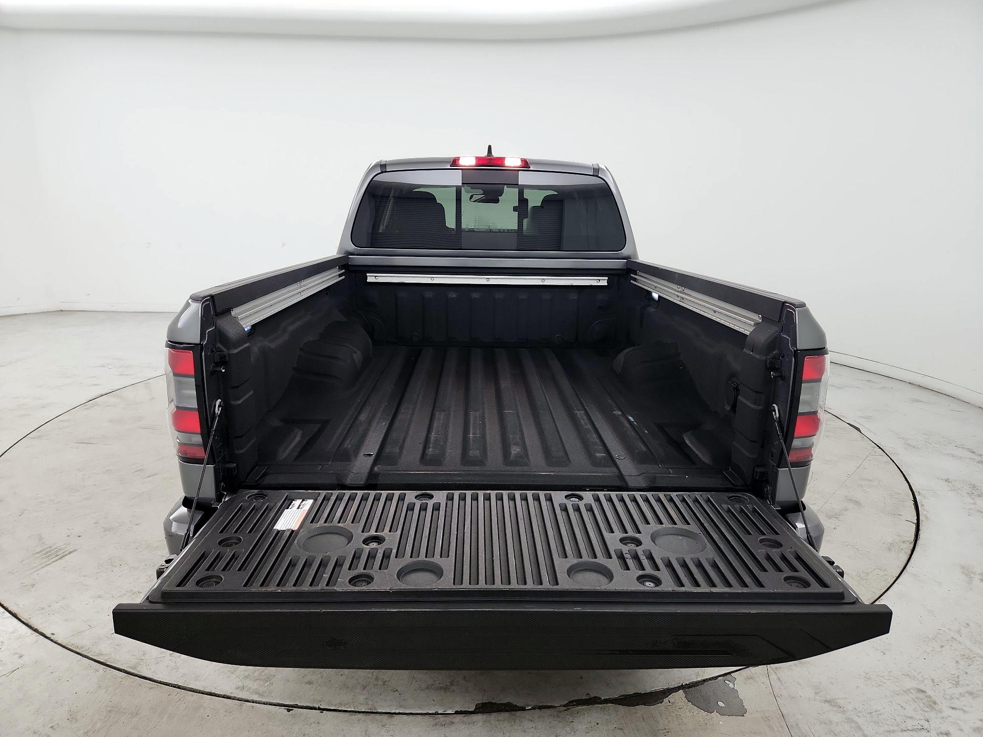 Thumbnail: 2024 Nissan Frontier - 20