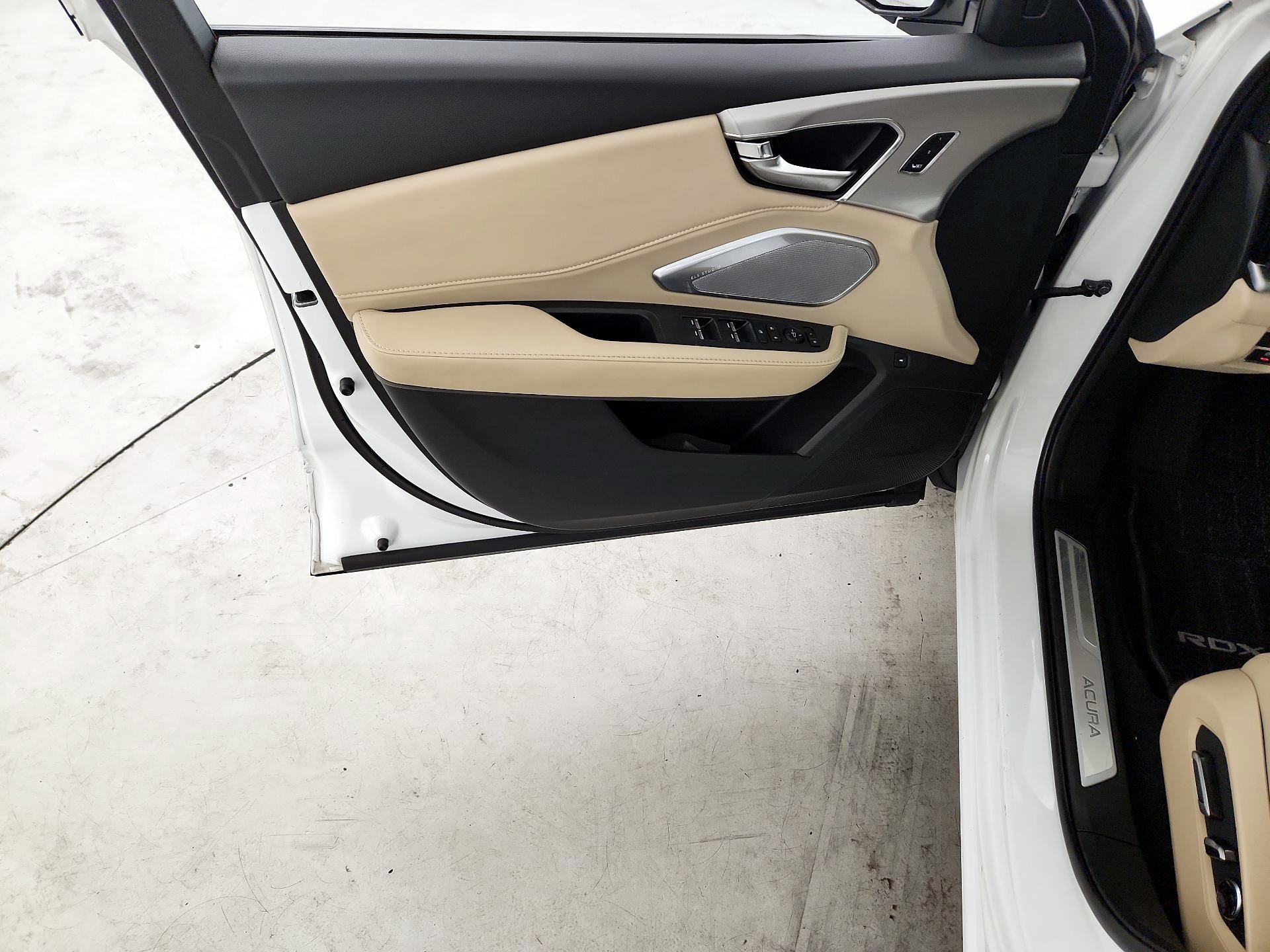 Thumbnail: 2021 Acura RDX - 12