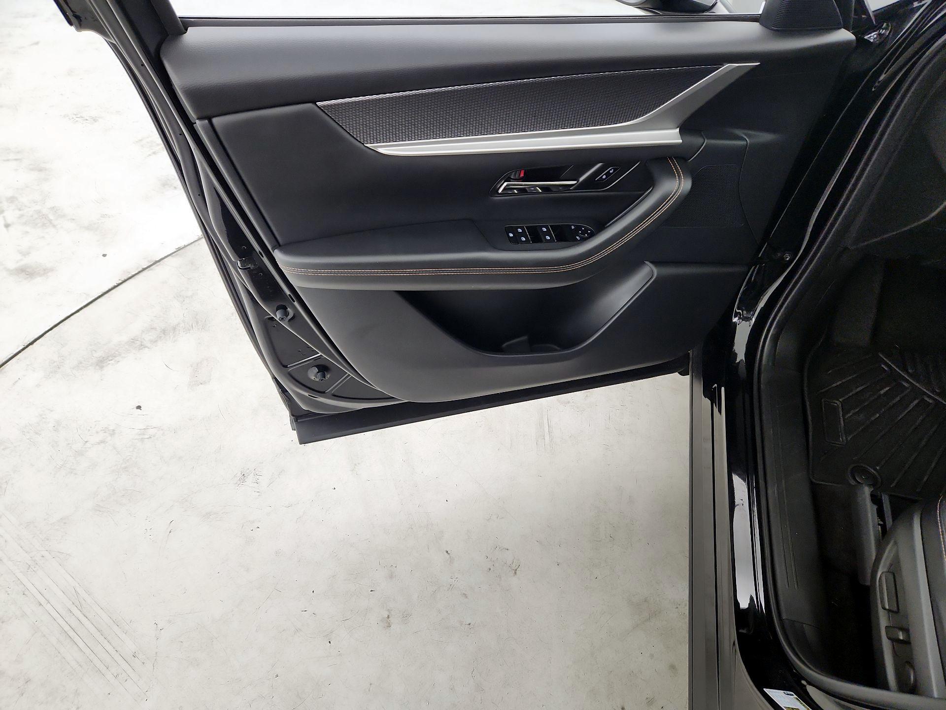 Thumbnail: 2025 Mazda CX-90 - 12