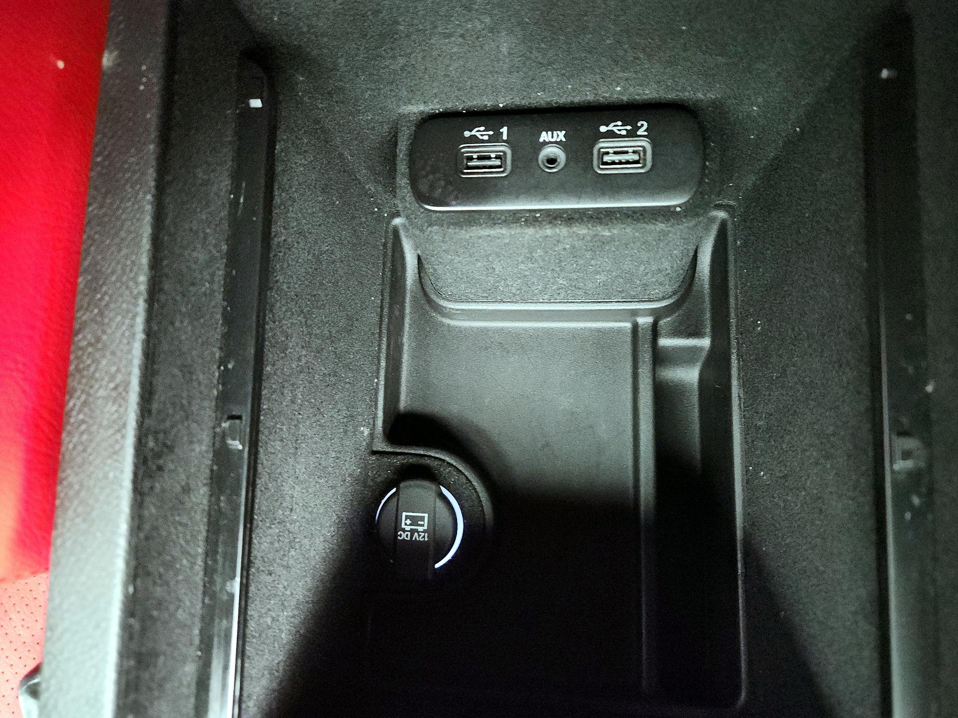 Thumbnail: 2021 Dodge Charger - 18