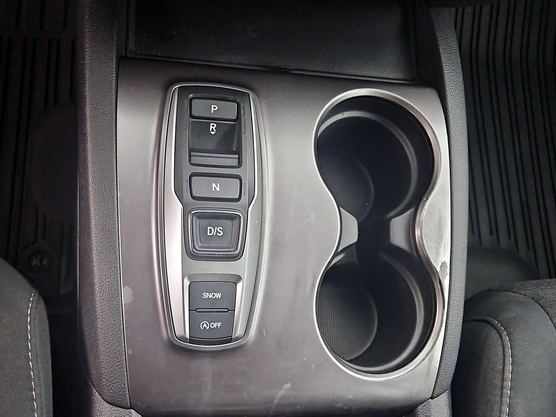 Thumbnail: 2019 Honda Passport - 17