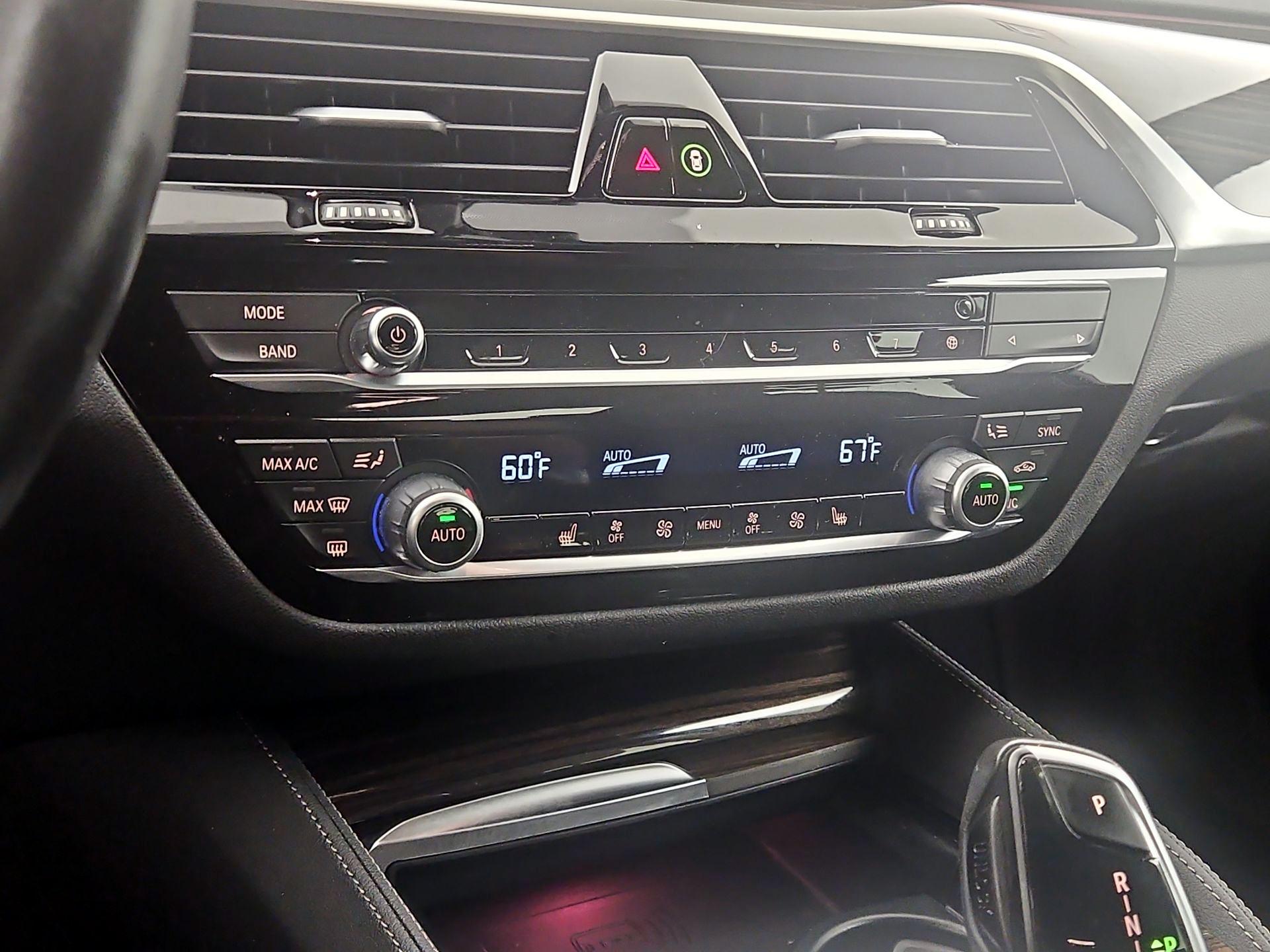 Thumbnail: 2023 BMW 5 Series - 17