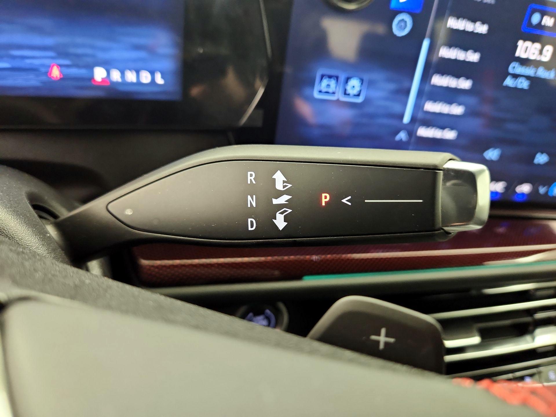 Thumbnail: 2024 Chevrolet Traverse - 17