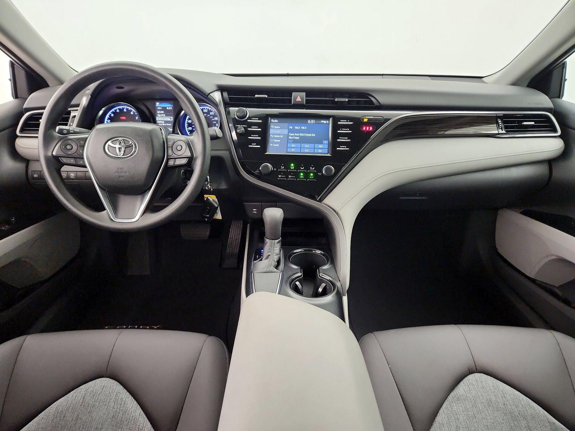 Thumbnail: 2019 Toyota Camry - 9