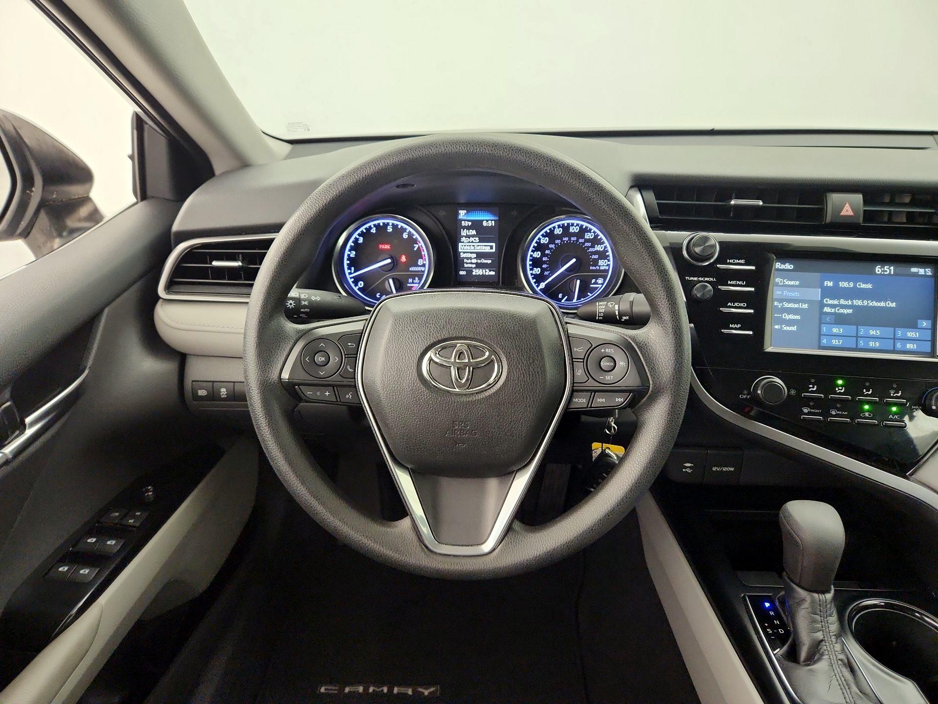 Thumbnail: 2019 Toyota Camry - 10