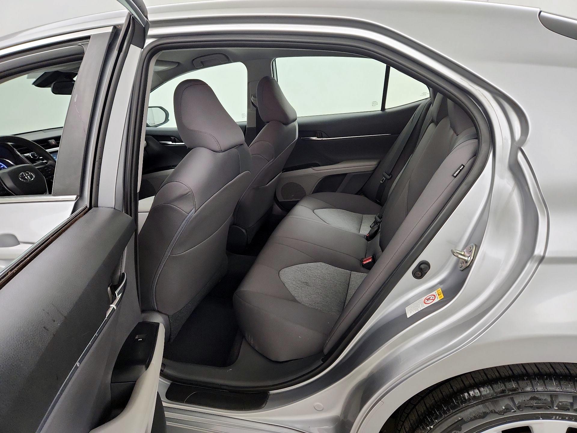 Thumbnail: 2019 Toyota Camry - 19