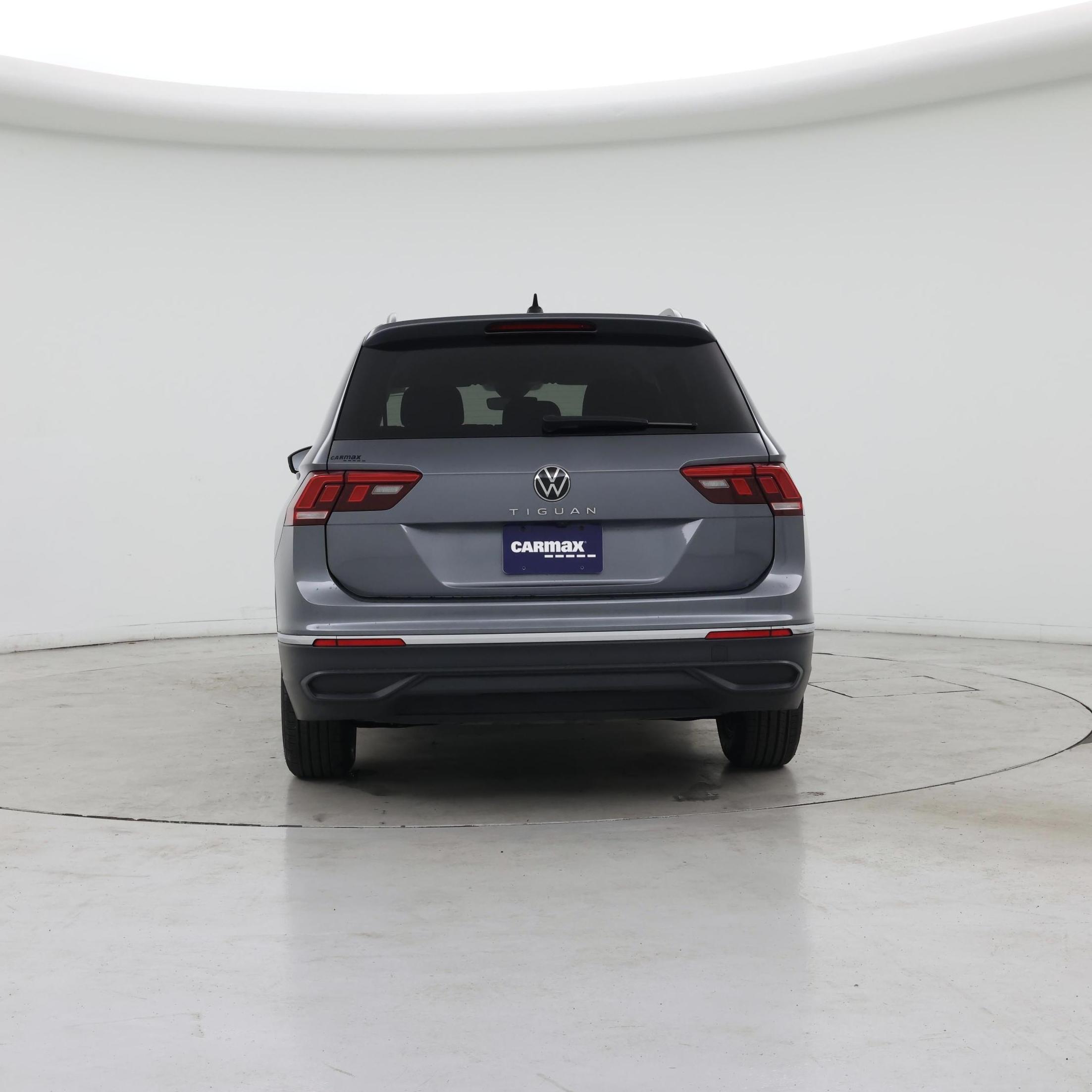 Thumbnail: 2023 Volkswagen Tiguan - 6