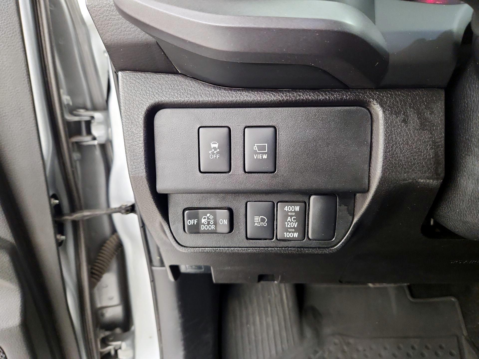 Thumbnail: 2023 Toyota Tacoma - 13