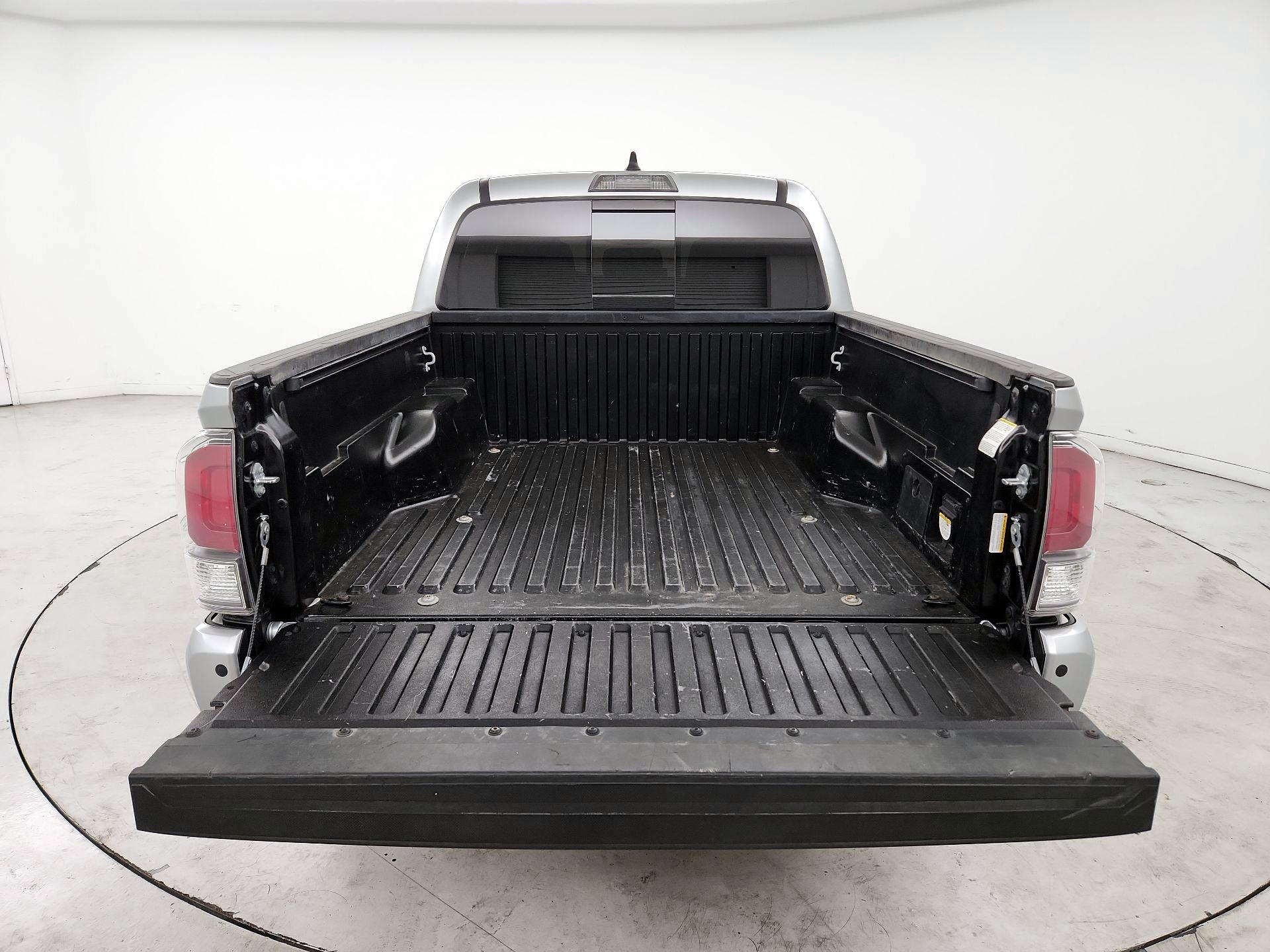 Thumbnail: 2023 Toyota Tacoma - 20