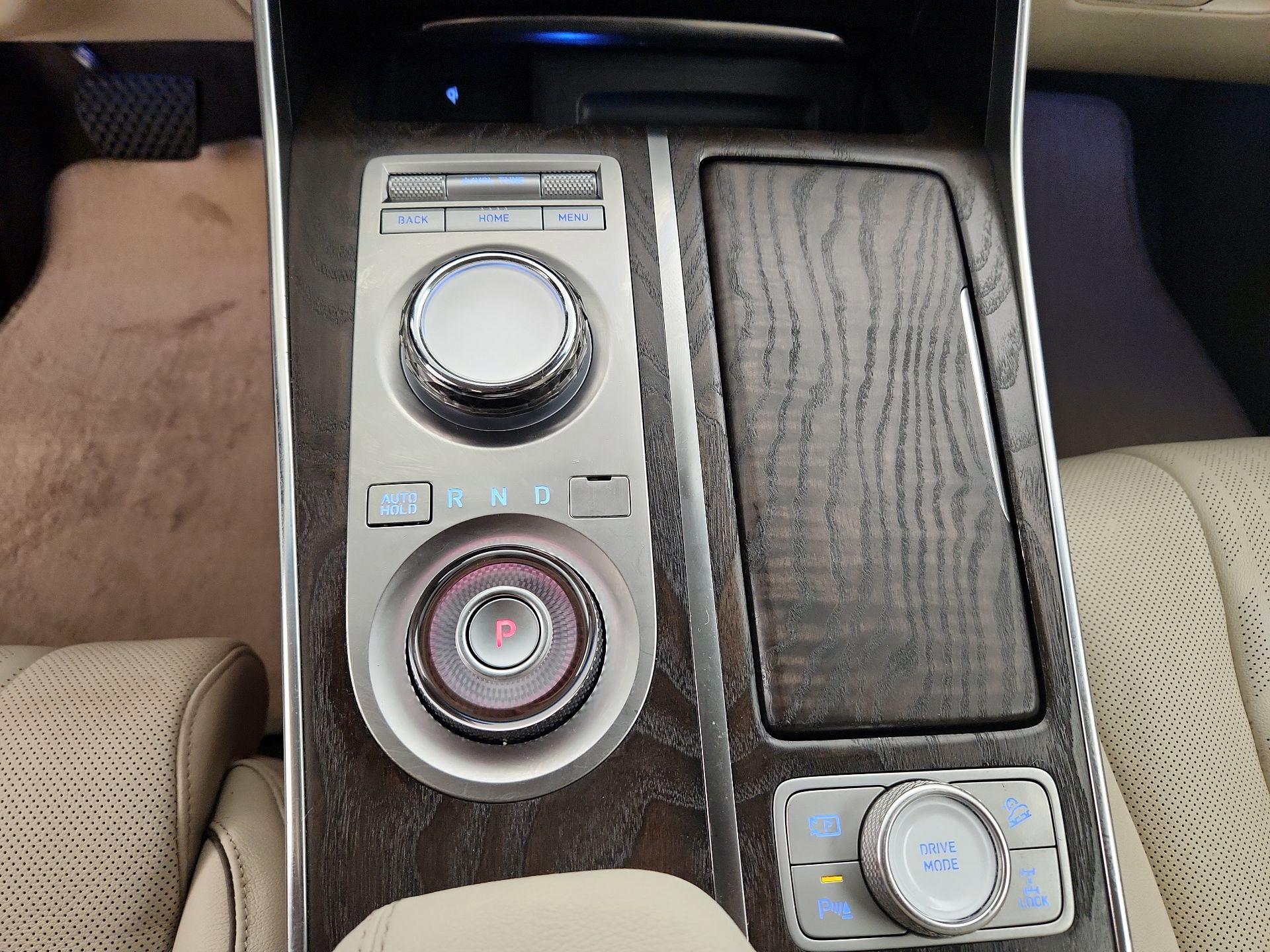 Thumbnail: 2024 Genesis GV80 - 18