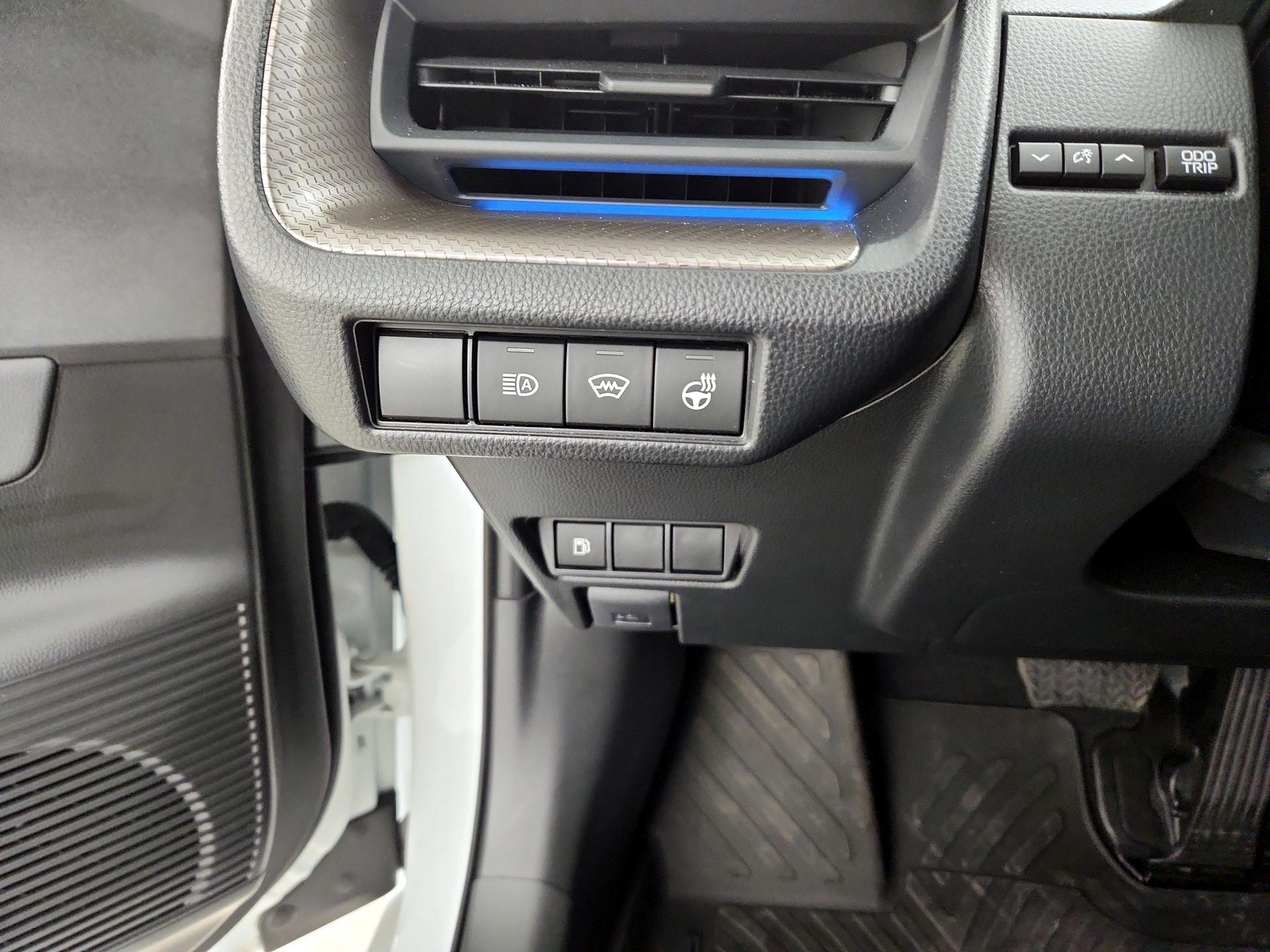 Thumbnail: 2023 Toyota Prius - 13