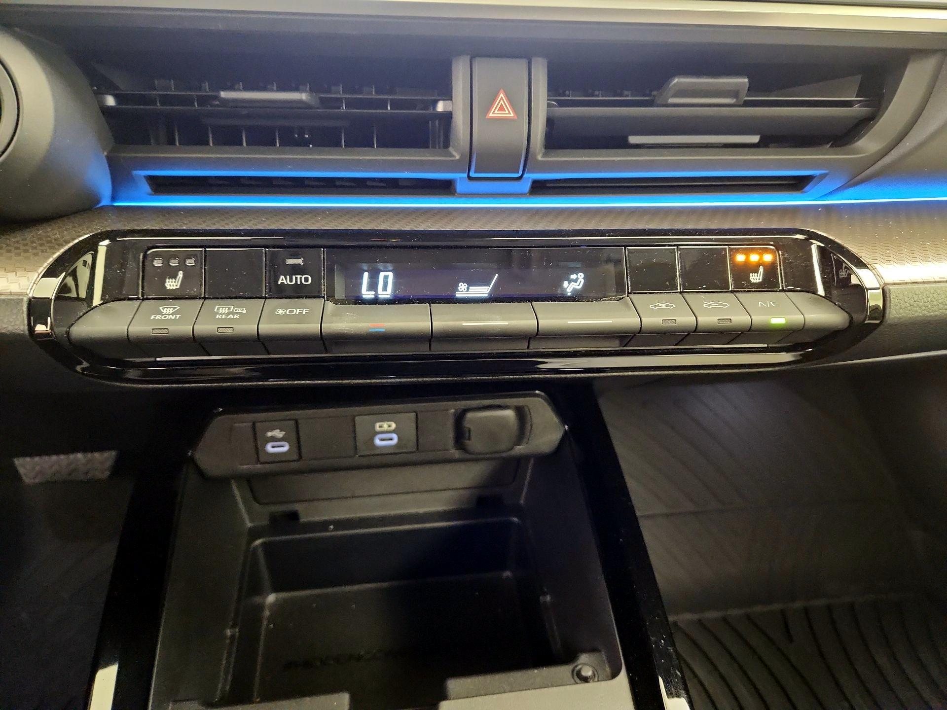 Thumbnail: 2023 Toyota Prius - 16