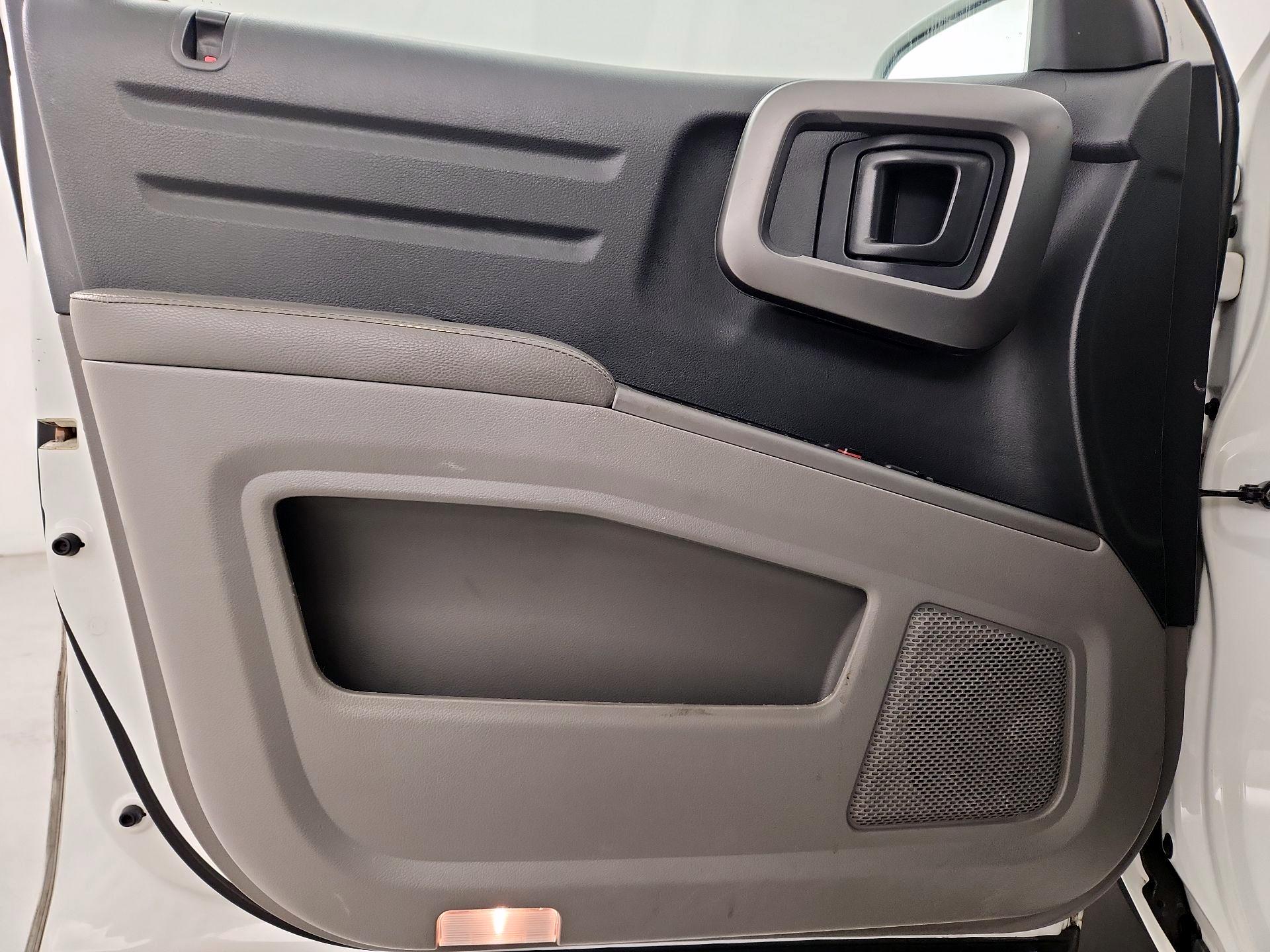 Thumbnail: 2014 Honda Ridgeline - 12