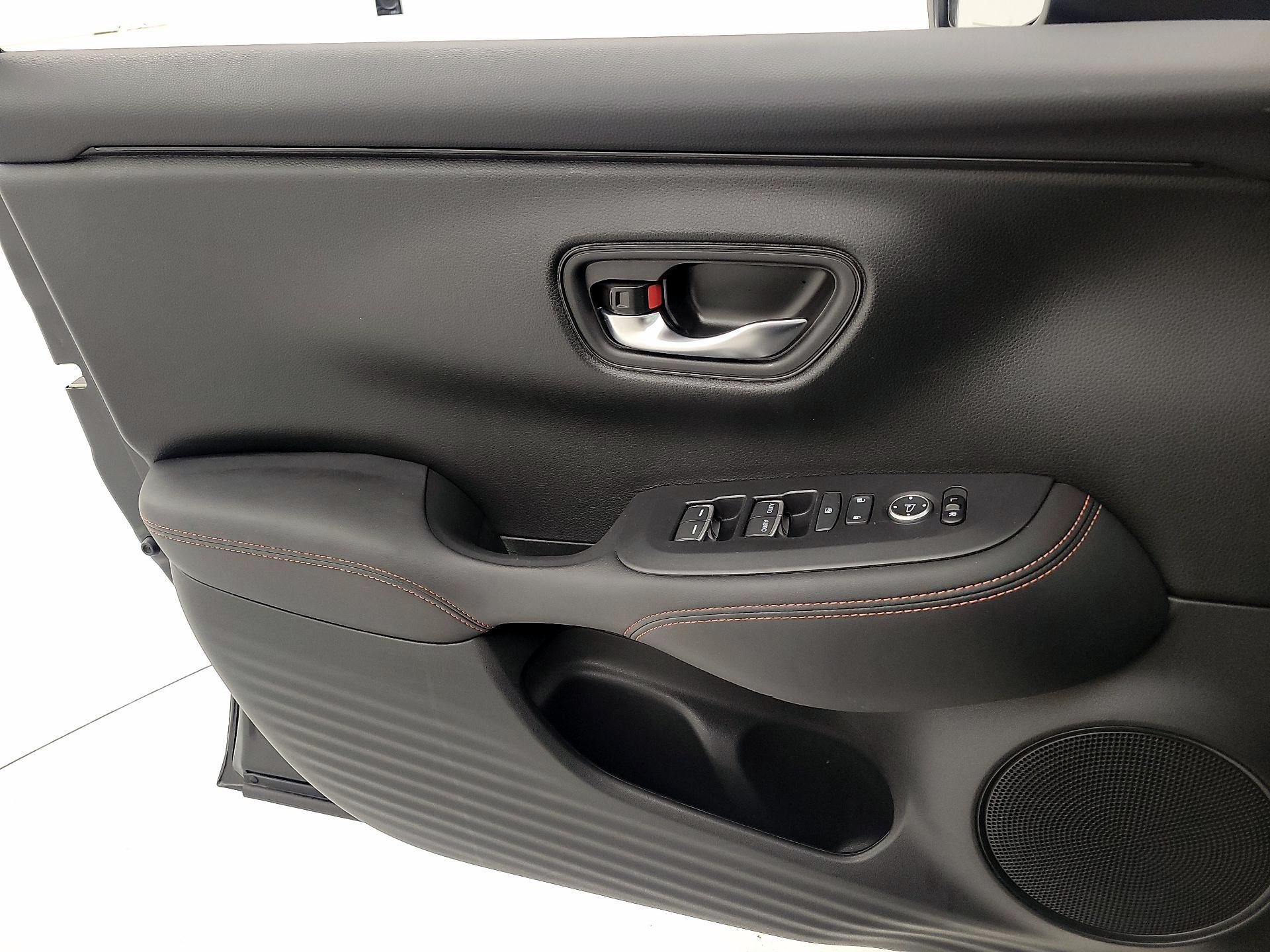 Thumbnail: 2025 Honda HR-V - 12