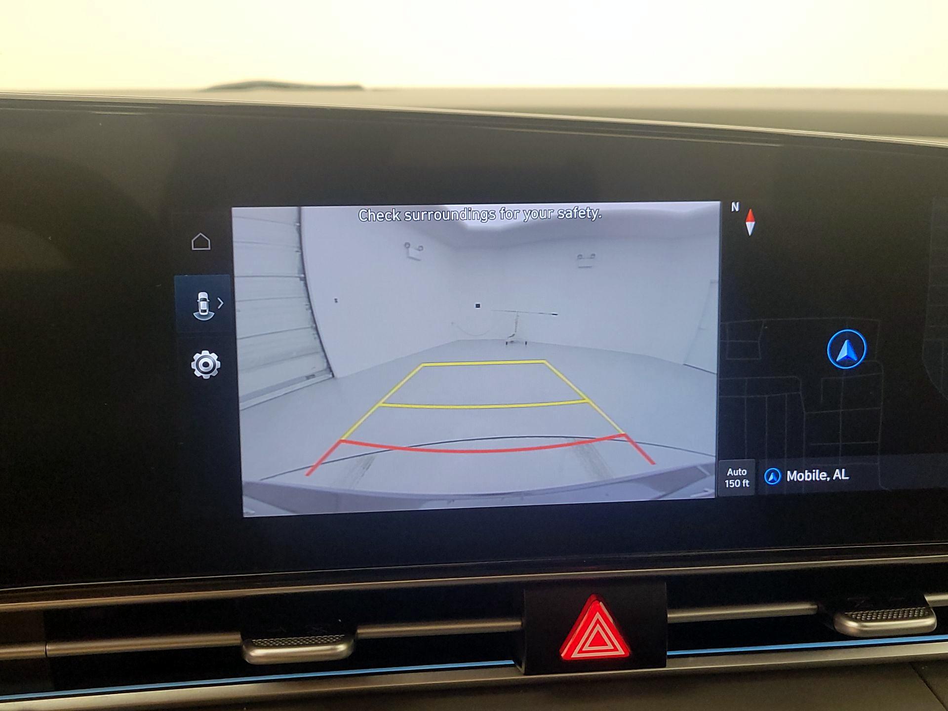 Thumbnail: 2024 Hyundai Elantra - 14