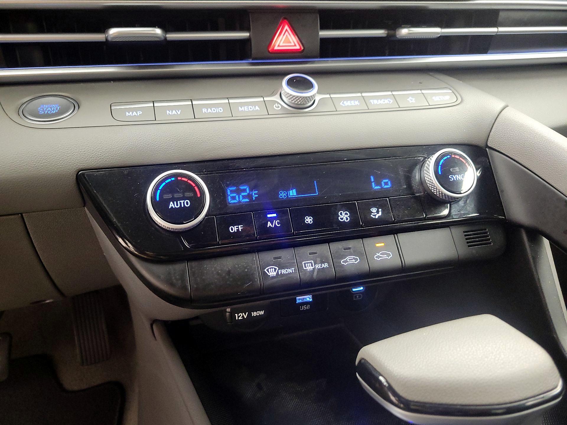 Thumbnail: 2024 Hyundai Elantra - 16