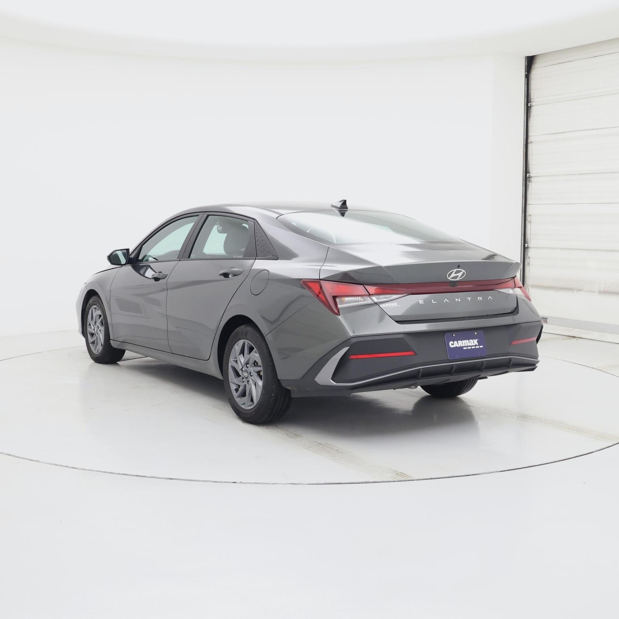 Thumbnail: 2024 Hyundai Elantra - 2