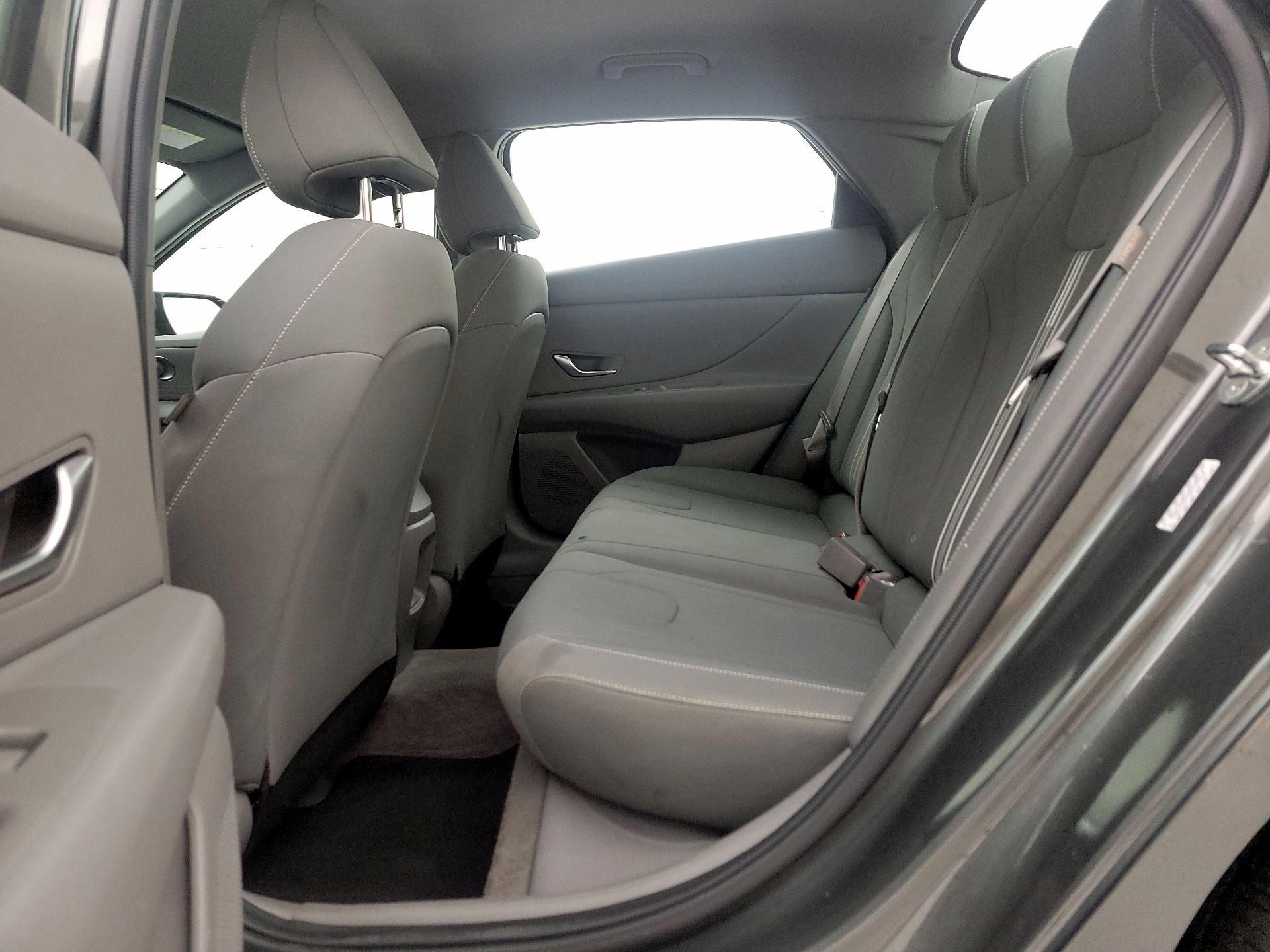 Thumbnail: 2024 Hyundai Elantra - 19