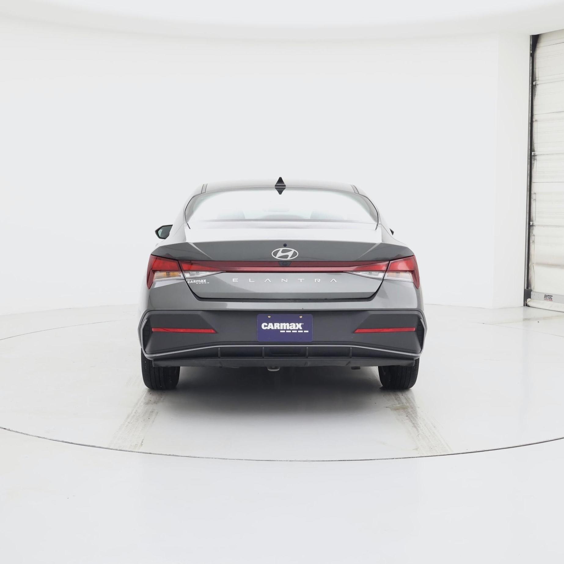 Thumbnail: 2024 Hyundai Elantra - 6