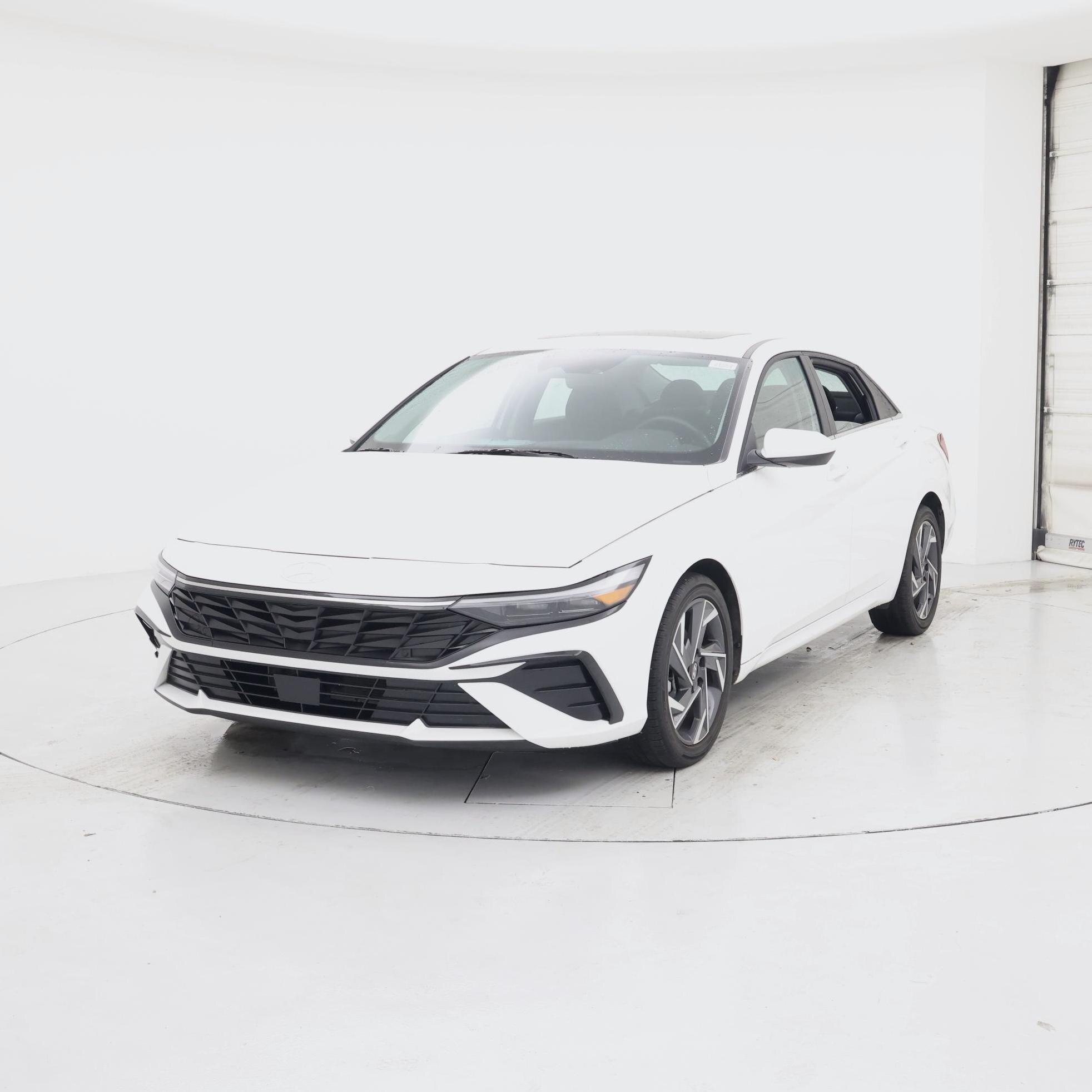 Thumbnail: 2025 Hyundai Elantra - 4