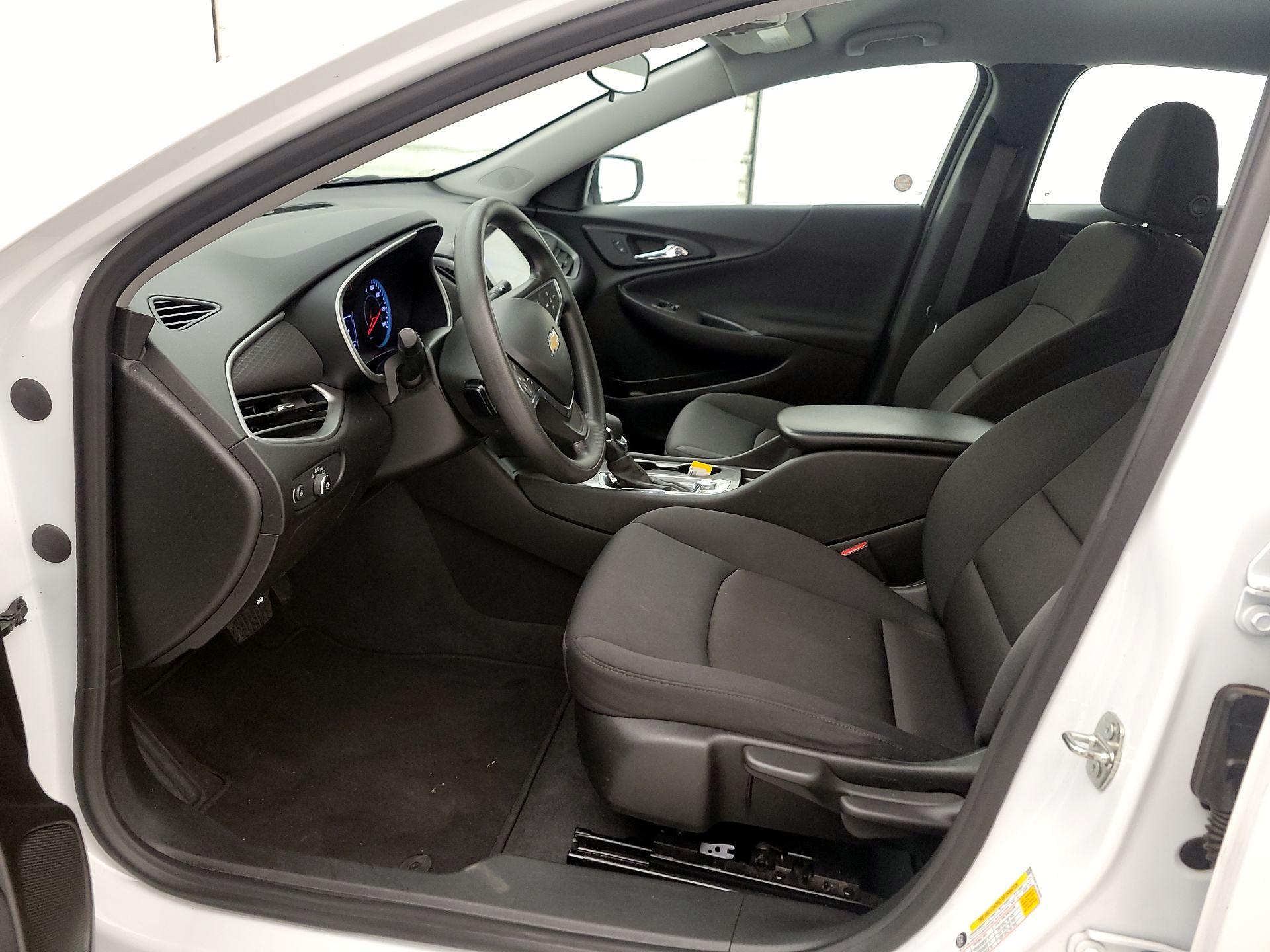 Thumbnail: 2023 Chevrolet Malibu - 11