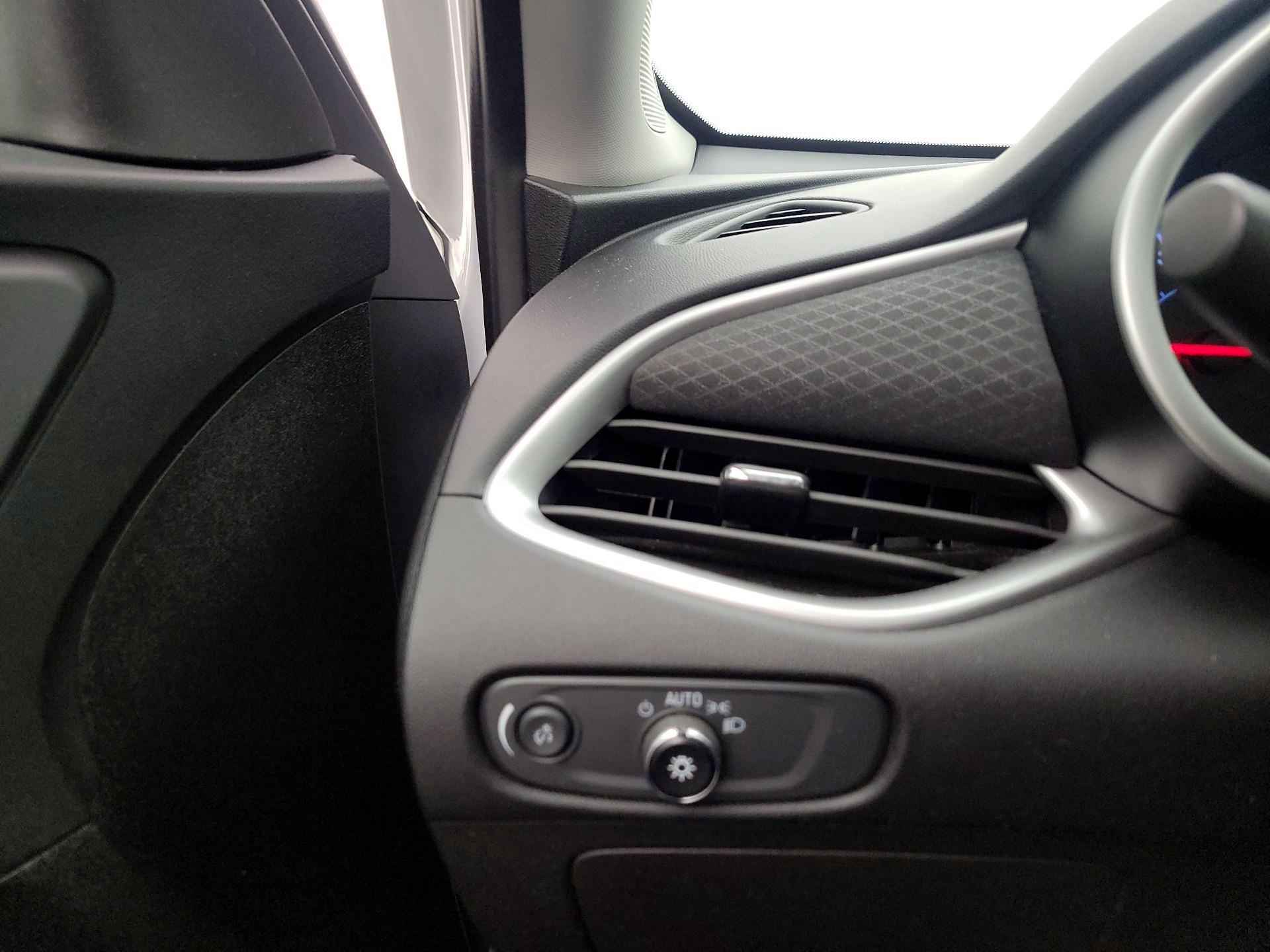 Thumbnail: 2023 Chevrolet Malibu - 13