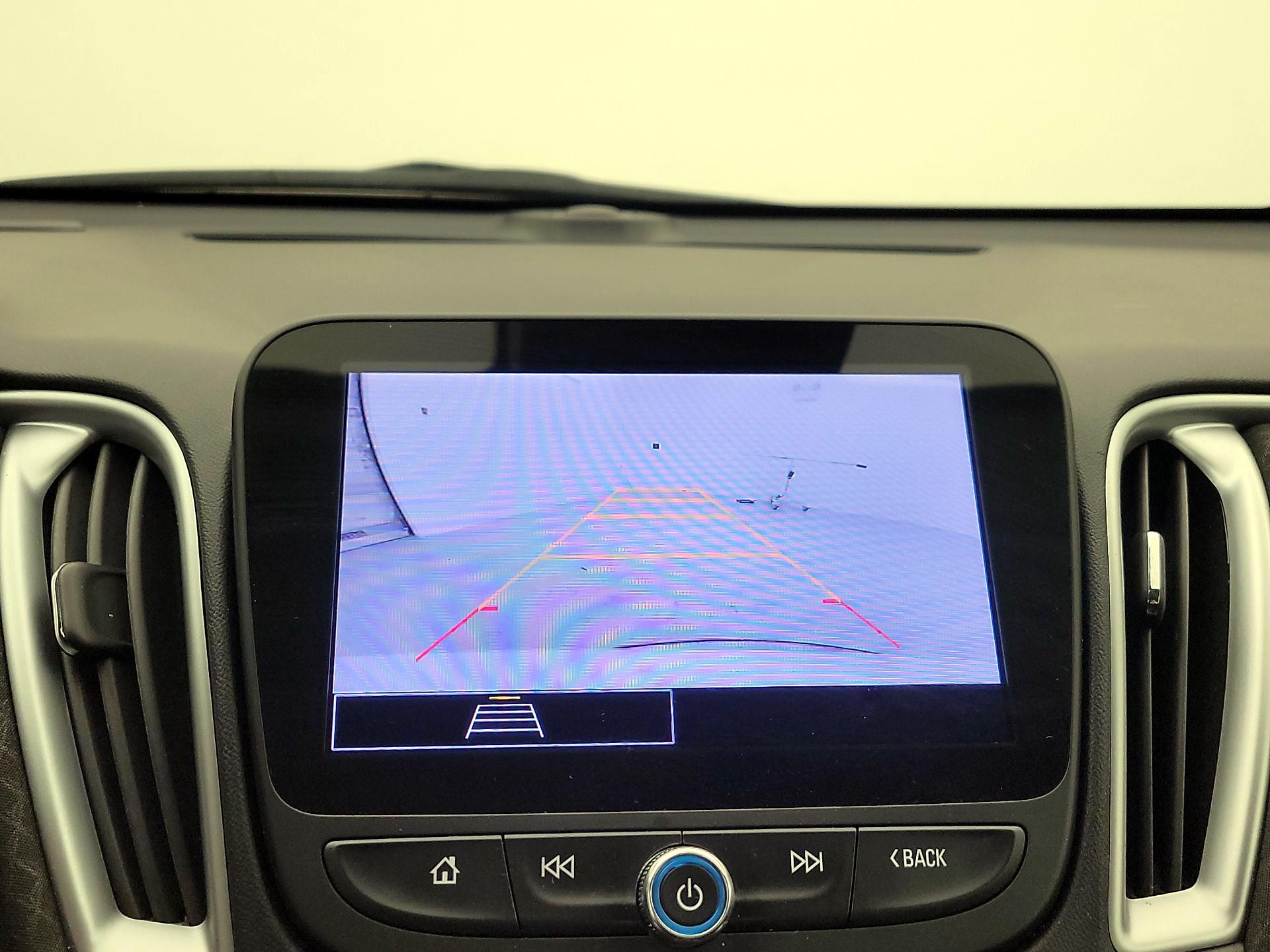 Thumbnail: 2023 Chevrolet Malibu - 14