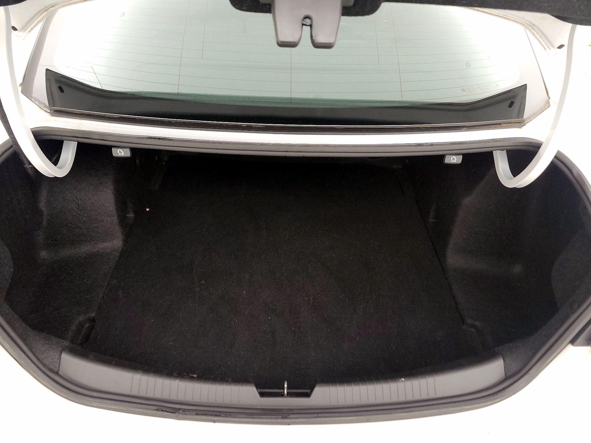 Thumbnail: 2023 Chevrolet Malibu - 20