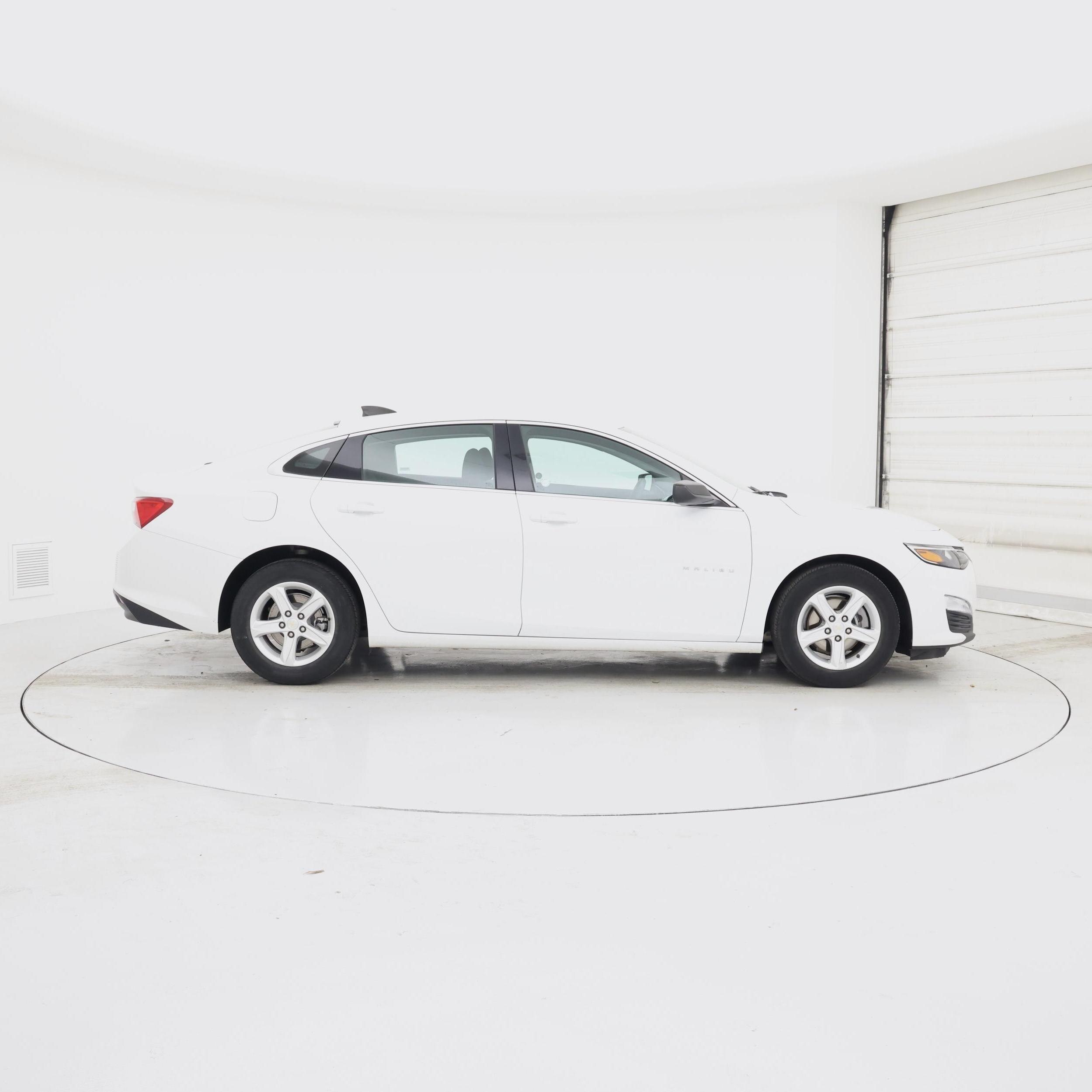 Thumbnail: 2023 Chevrolet Malibu - 7