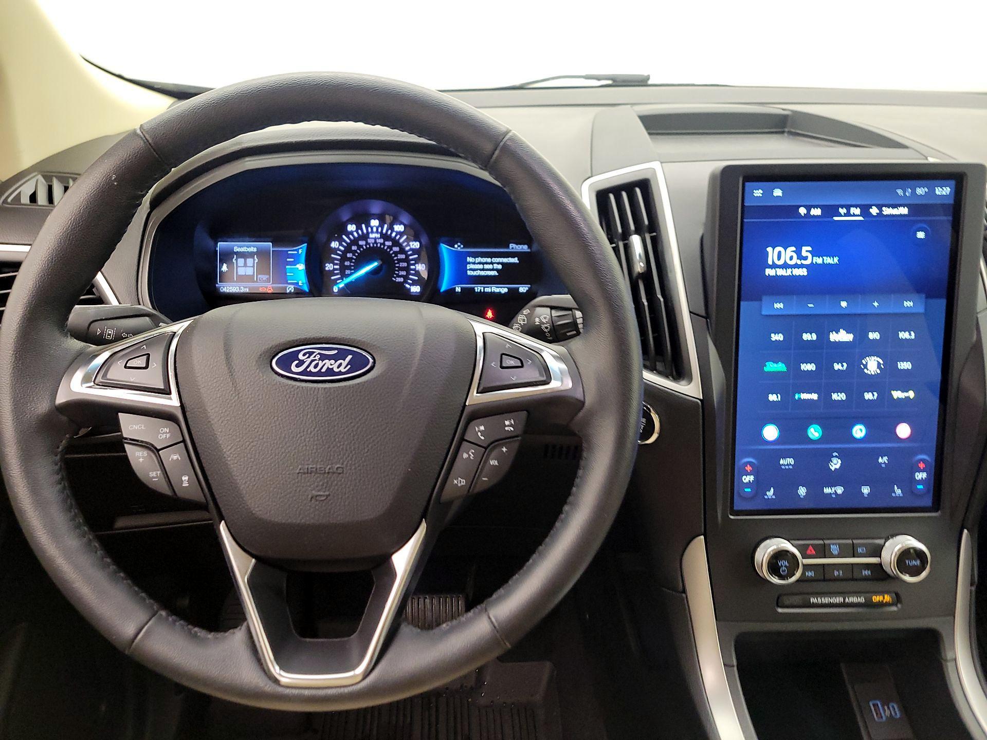 Thumbnail: 2022 Ford Edge - 10