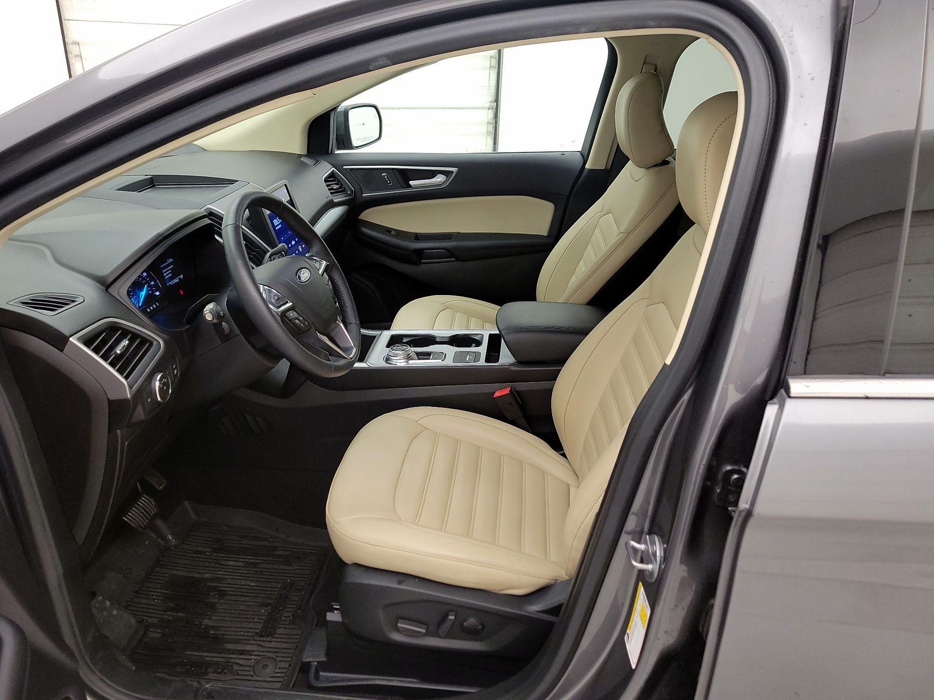 Thumbnail: 2022 Ford Edge - 11