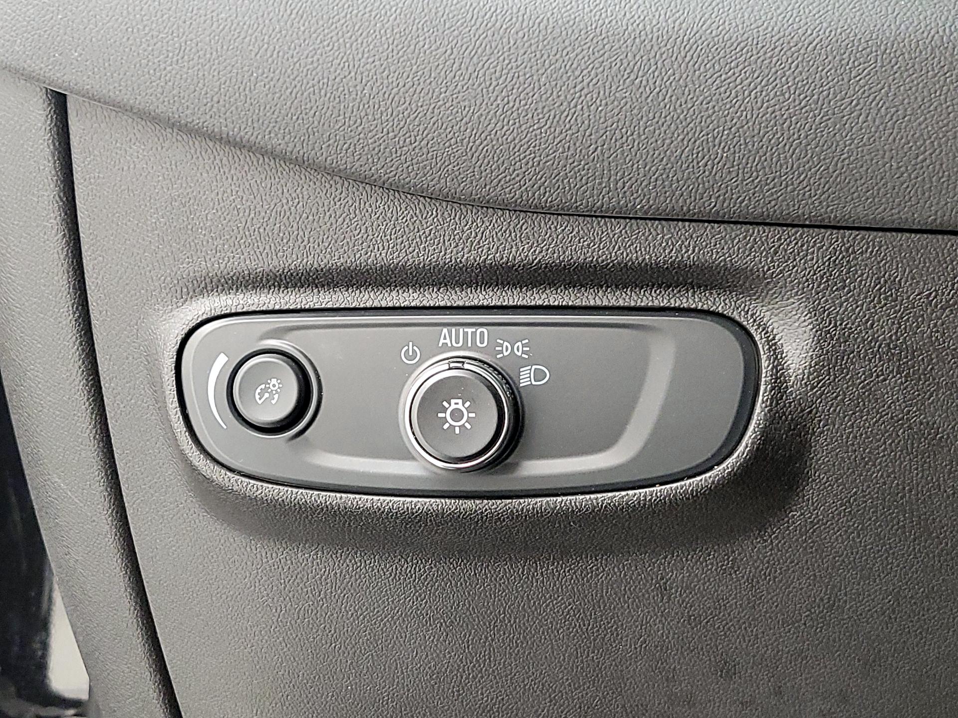 Thumbnail: 2024 Chevrolet Equinox - 13