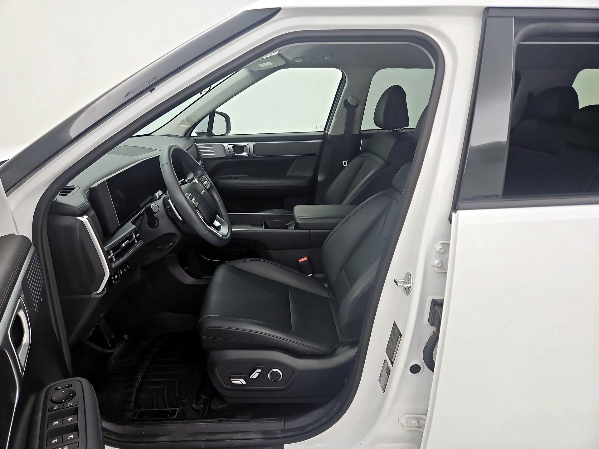 Thumbnail: 2025 Hyundai Santa Fe - 11