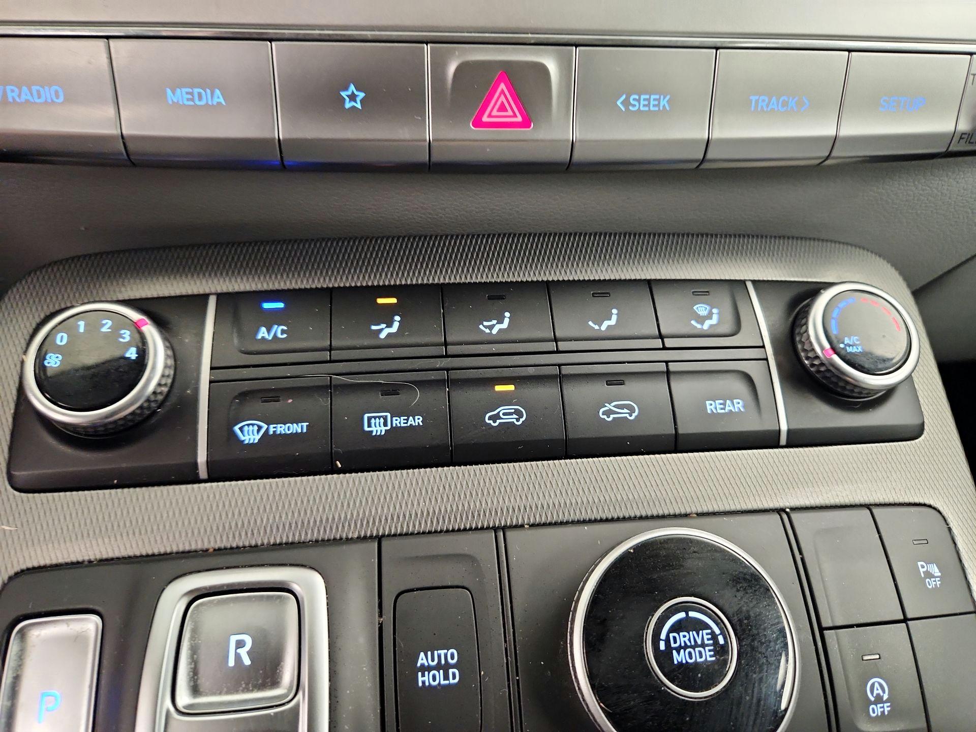 Thumbnail: 2022 Hyundai Palisade - 16