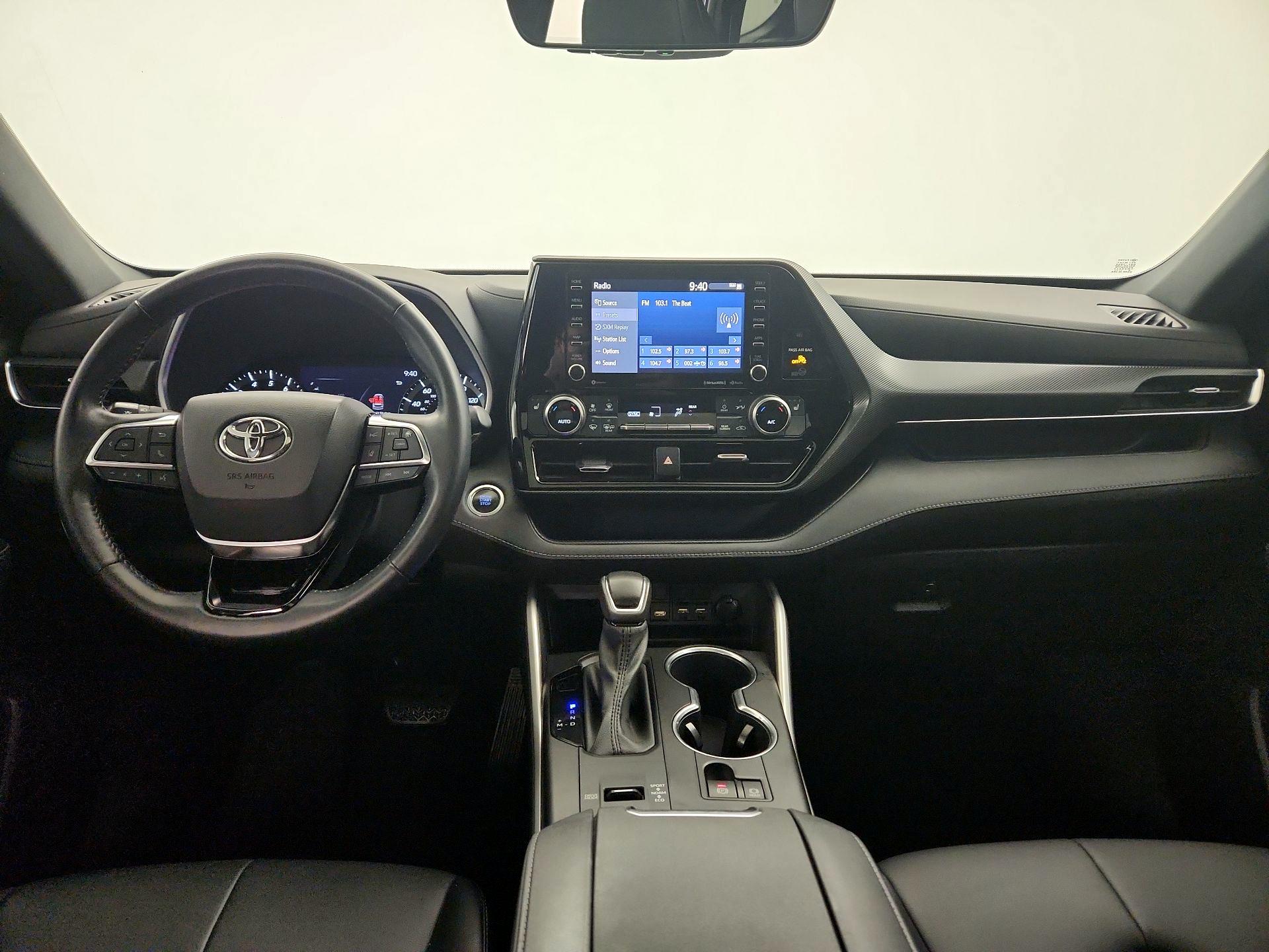 Thumbnail: 2021 Toyota Highlander - 9