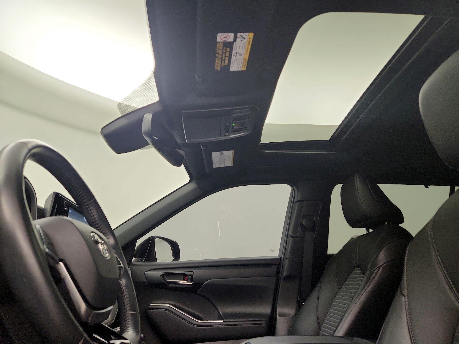 Thumbnail: 2021 Toyota Highlander - 19