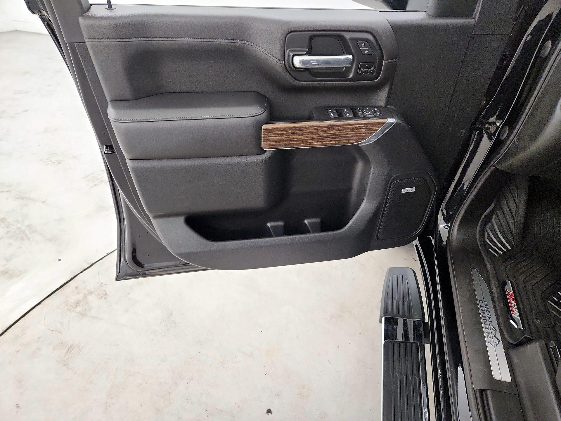 Thumbnail: 2020 Chevrolet Silverado 2500 - 12