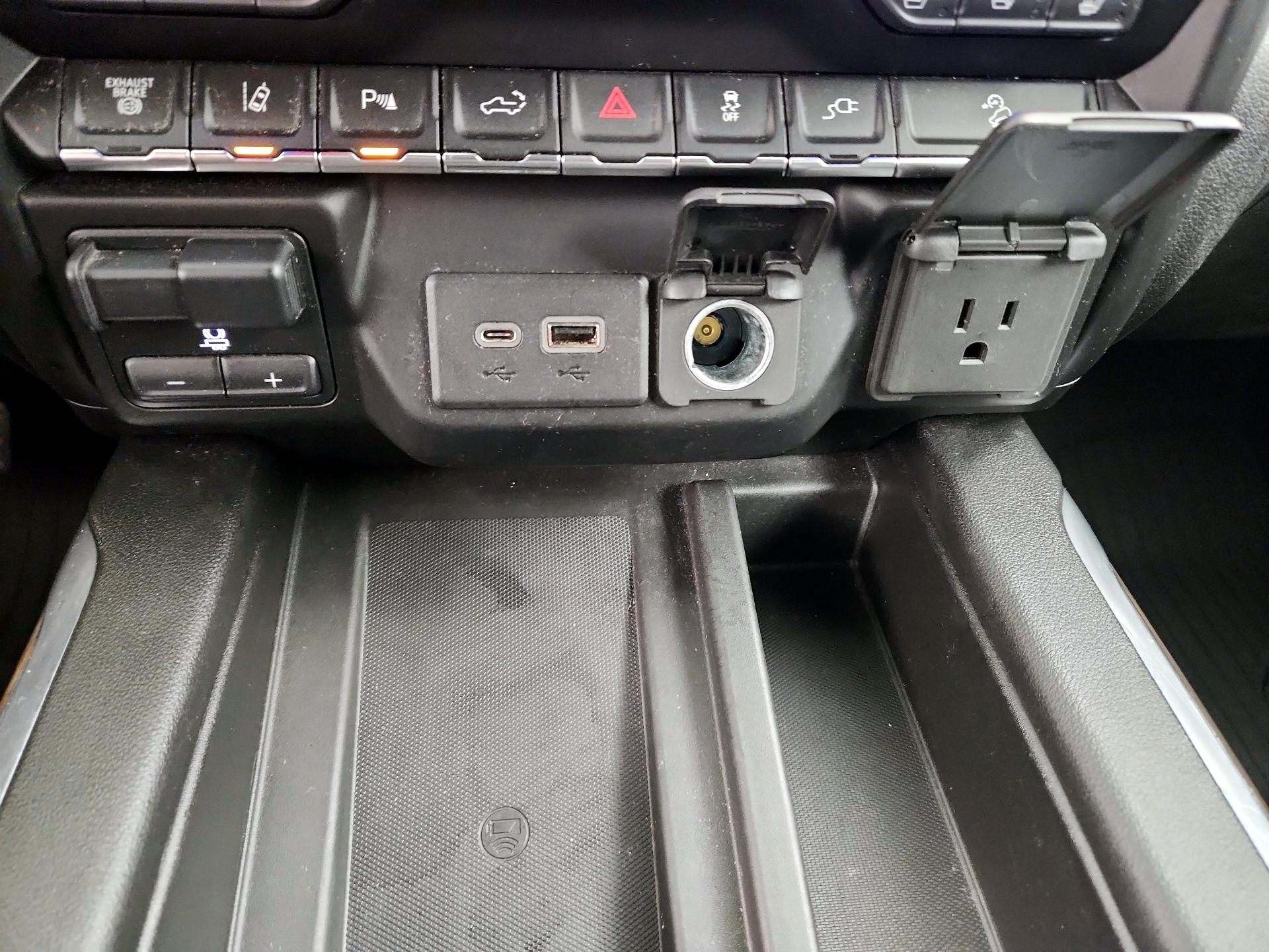 Thumbnail: 2020 Chevrolet Silverado 2500 - 19