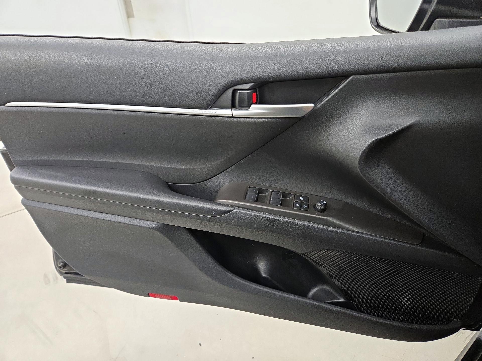 Thumbnail: 2024 Toyota Camry - 12