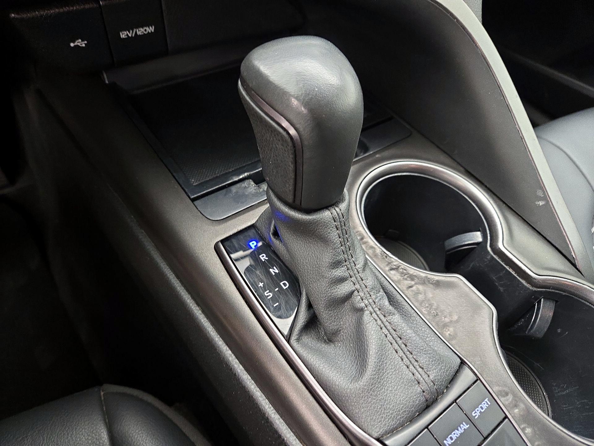 Thumbnail: 2024 Toyota Camry - 17